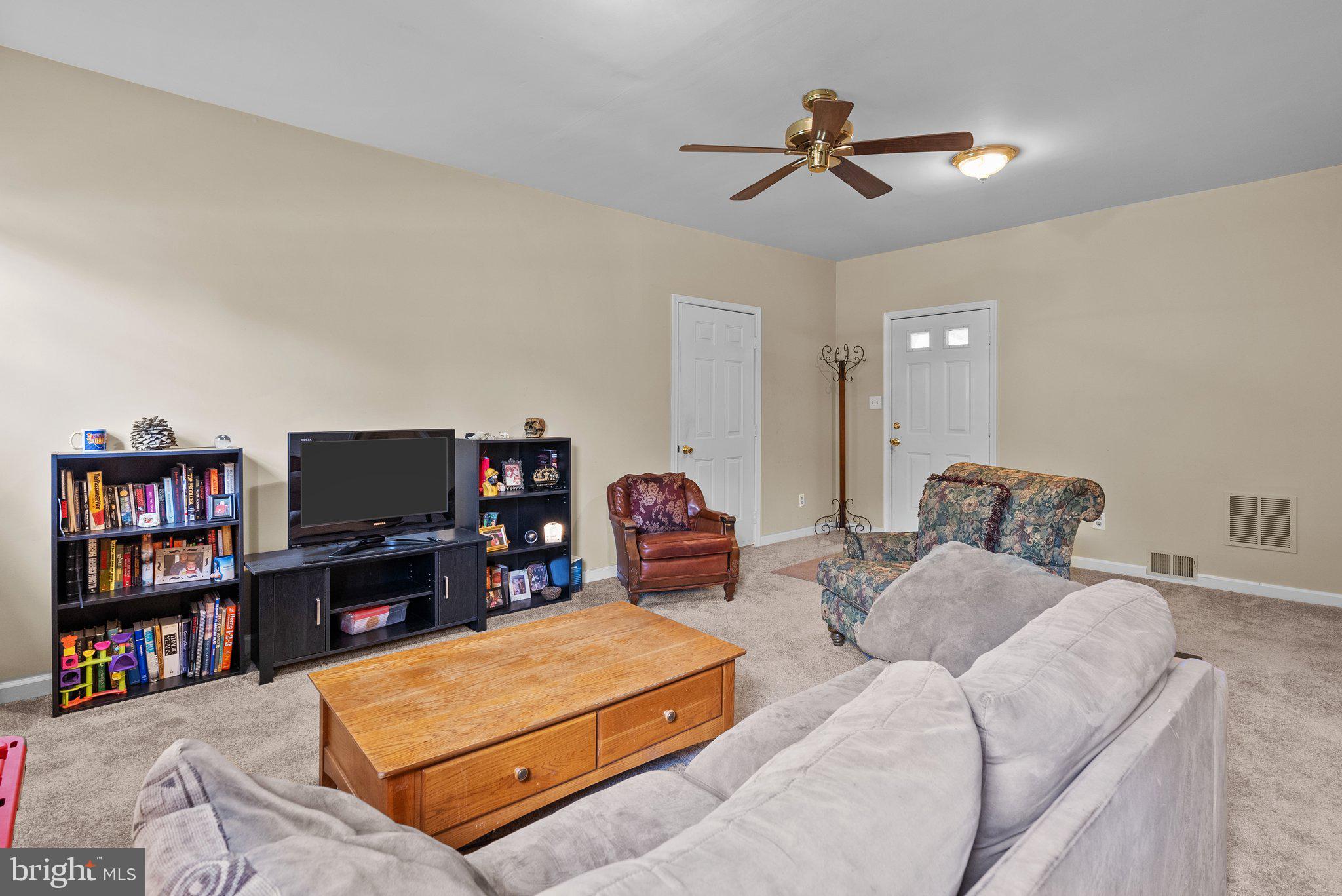 EDGEWOOD PARK - Residential