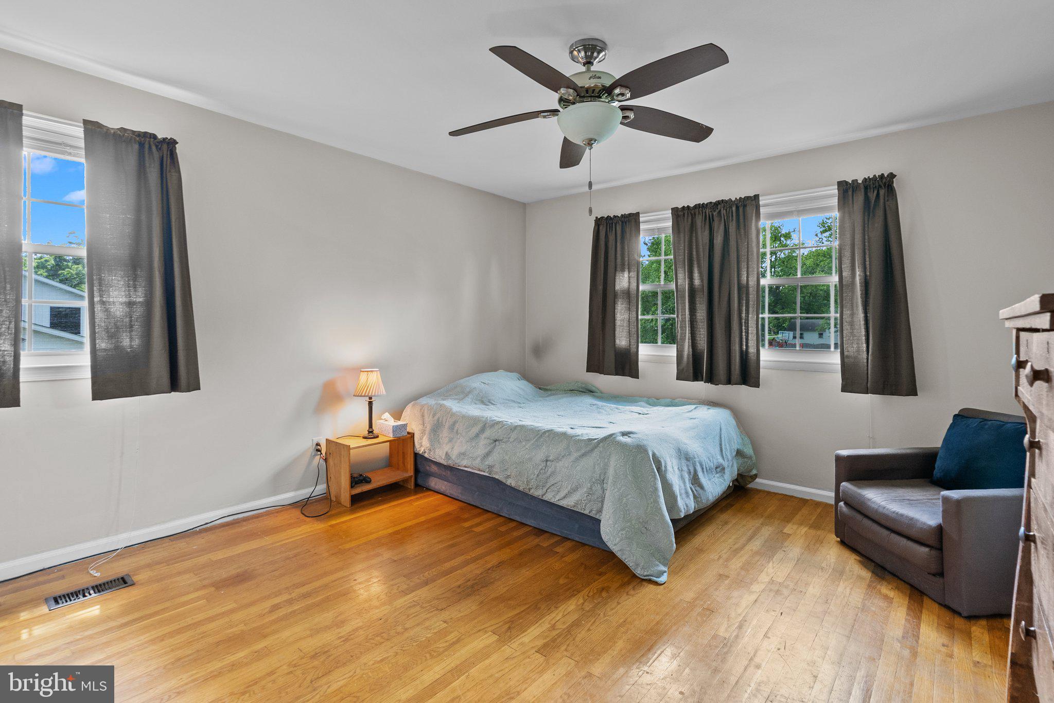 EDGEWOOD PARK - Residential