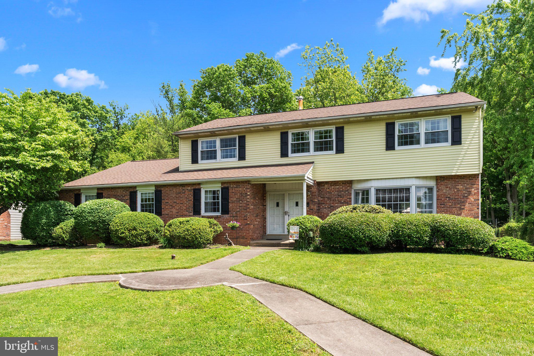 EDGEWOOD PARK - Residential