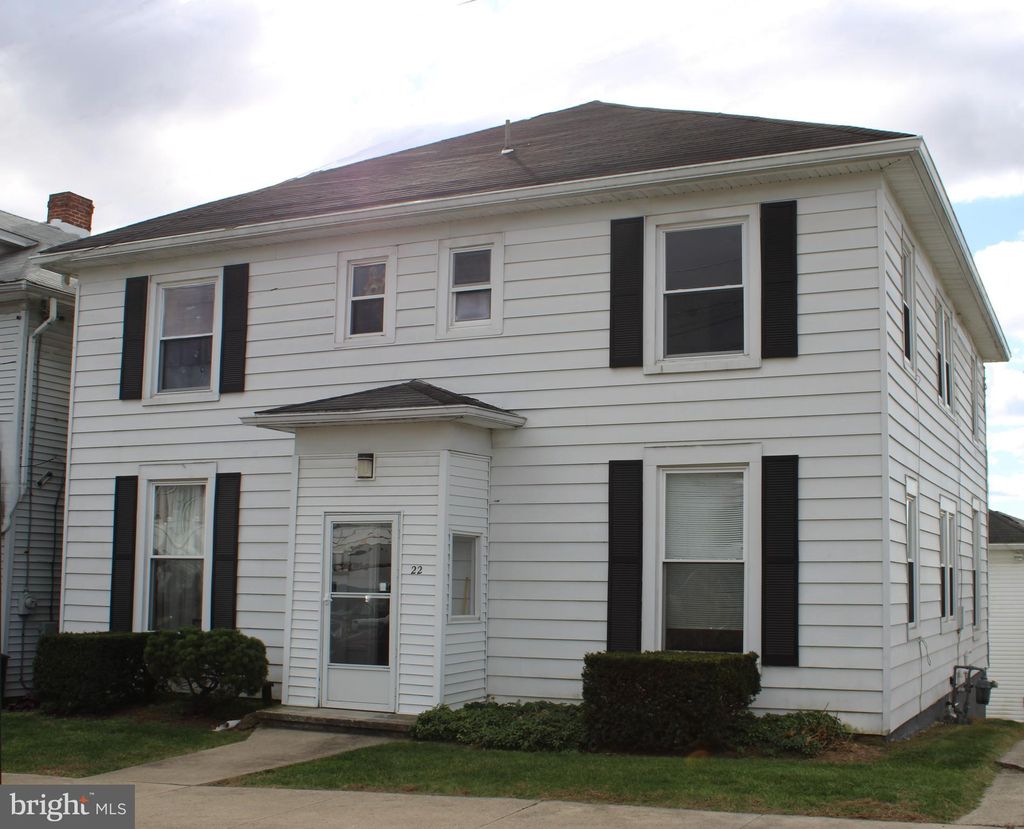Photo of 22 Pleasant Avenue #4 2ND FLOOR, RED LION, PA 17356 (MLS # PAYK2094282)
