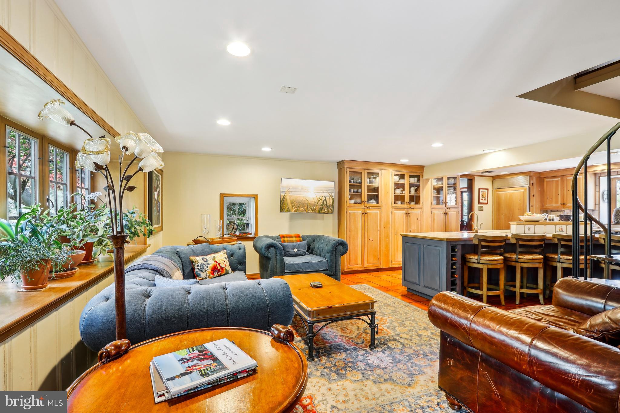 MEADOWBROOK - Residential