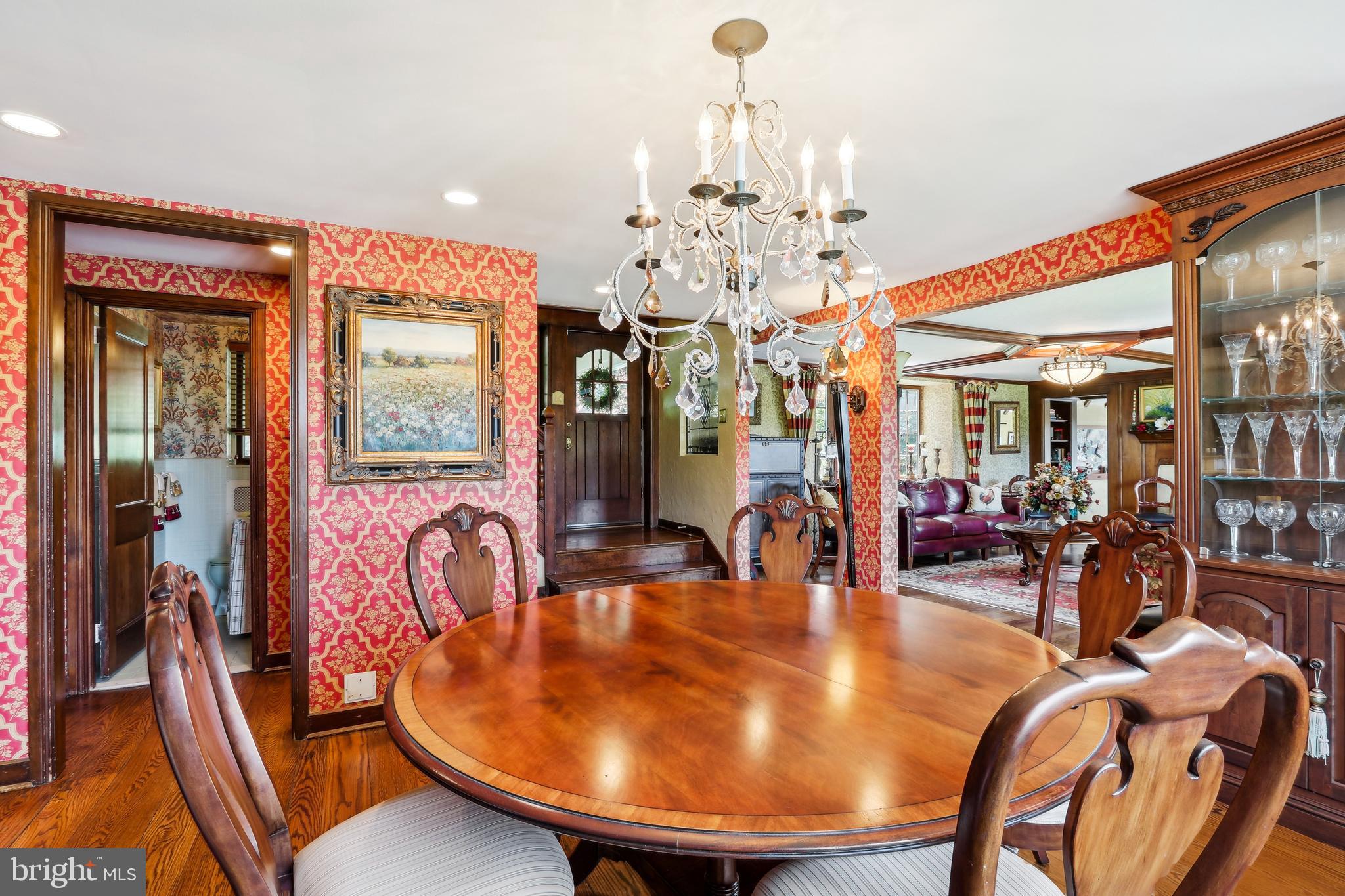 MEADOWBROOK - Residential