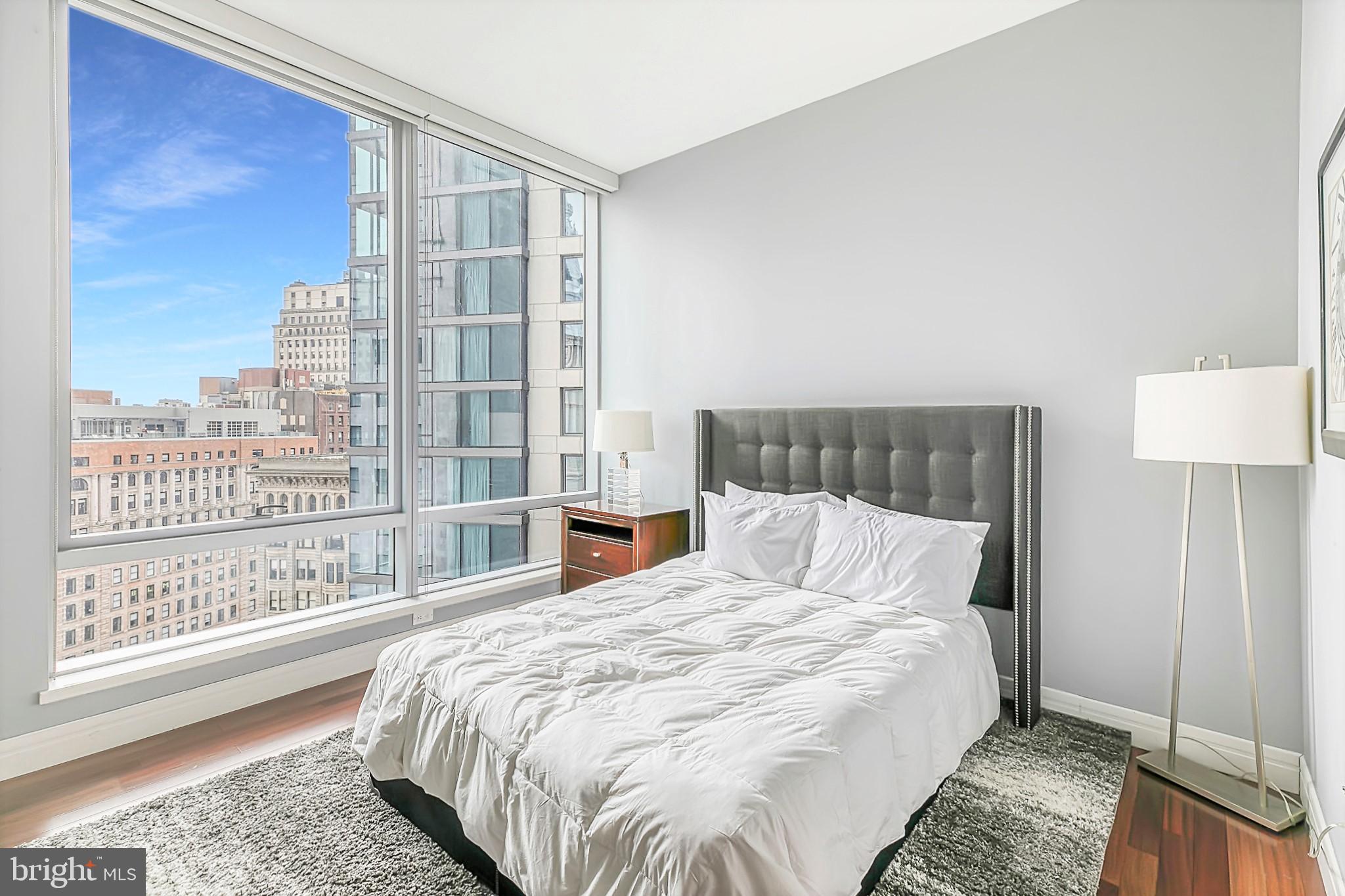 AVENUE OF THE ARTS - Residential