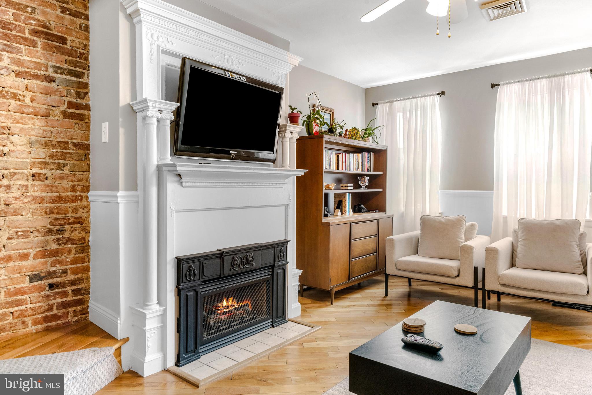 120 W FORT AVENUE