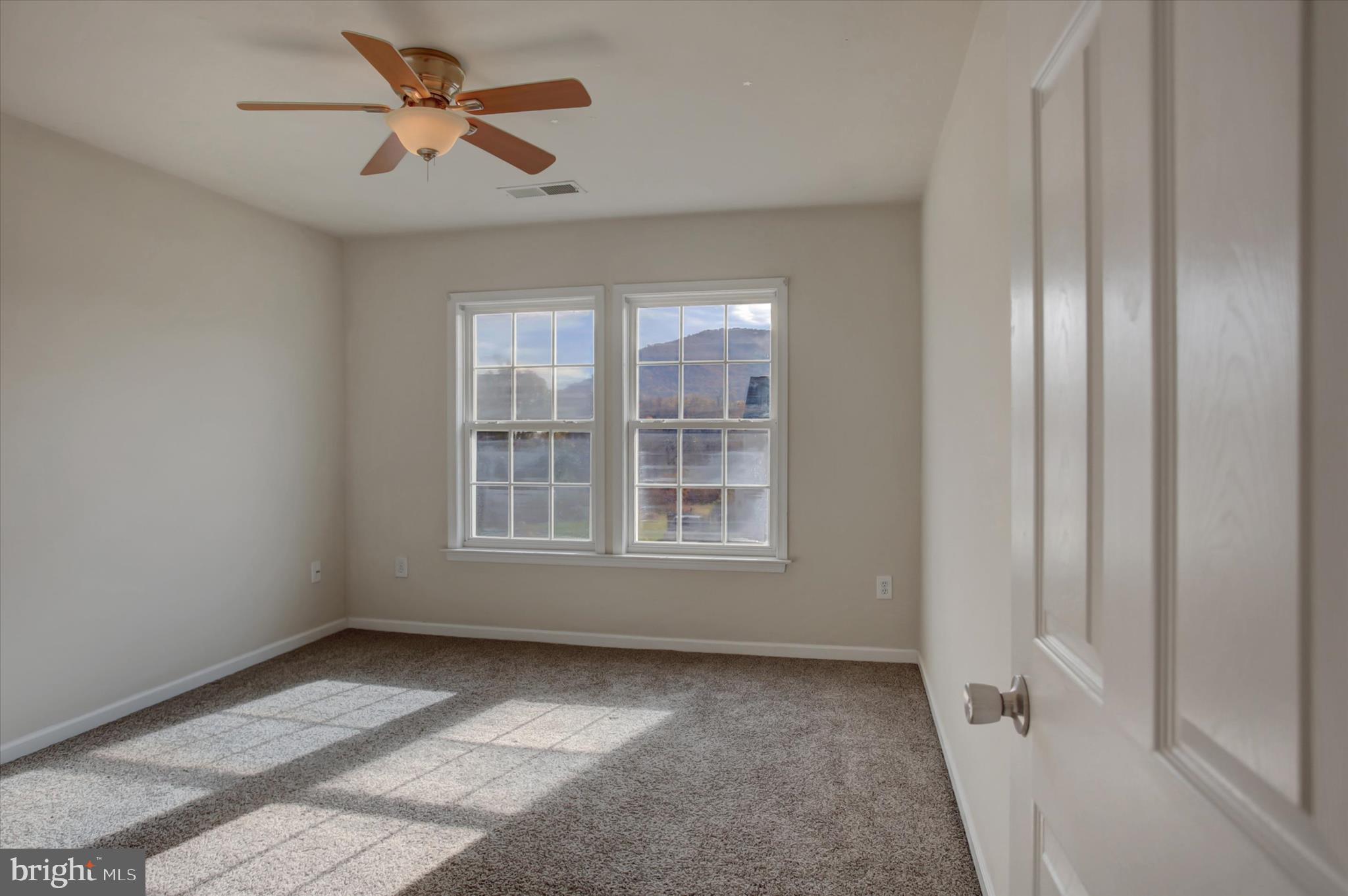 VALLEY CREEK ESTATES - Residential