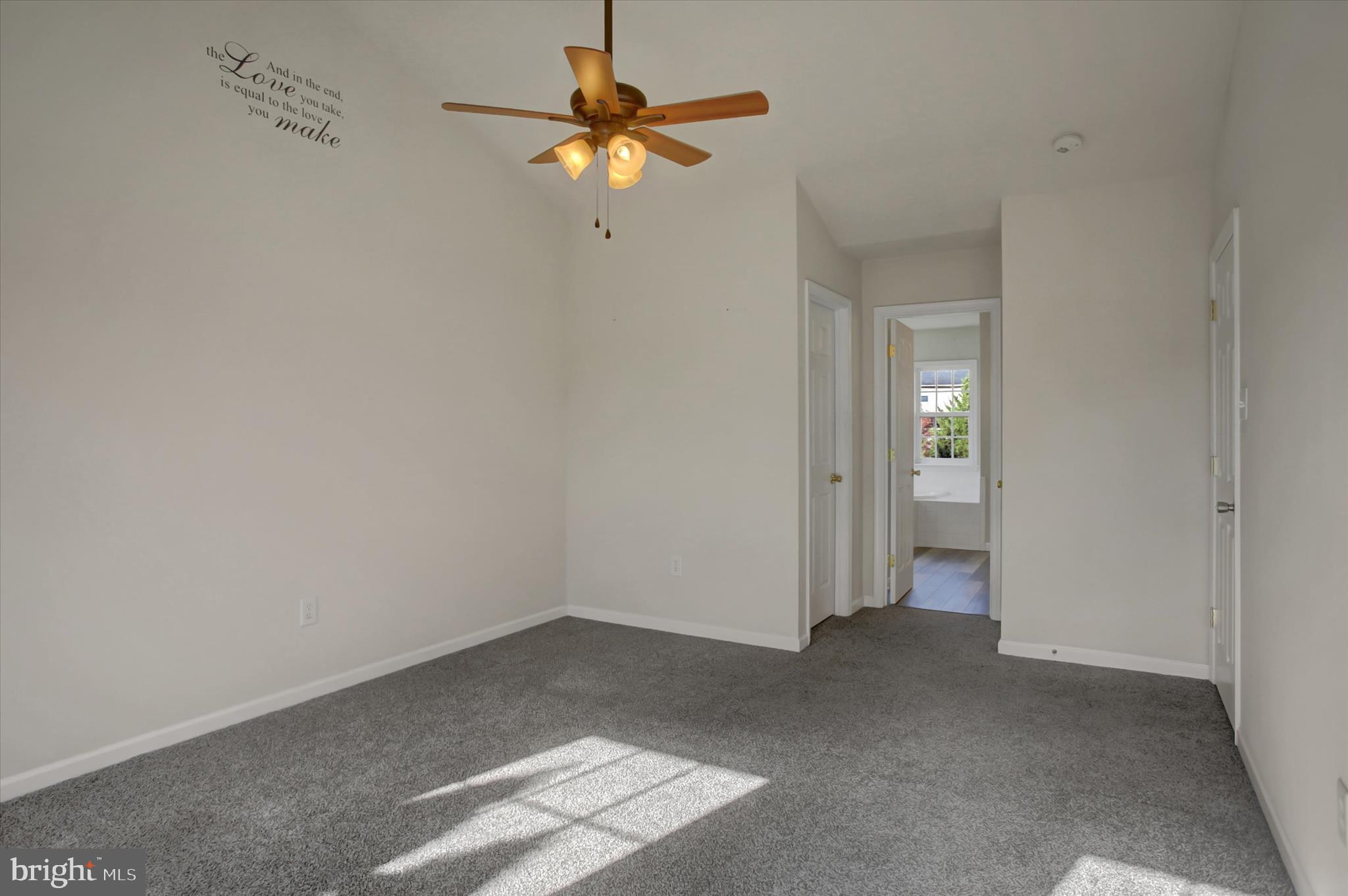 VALLEY CREEK ESTATES - Residential