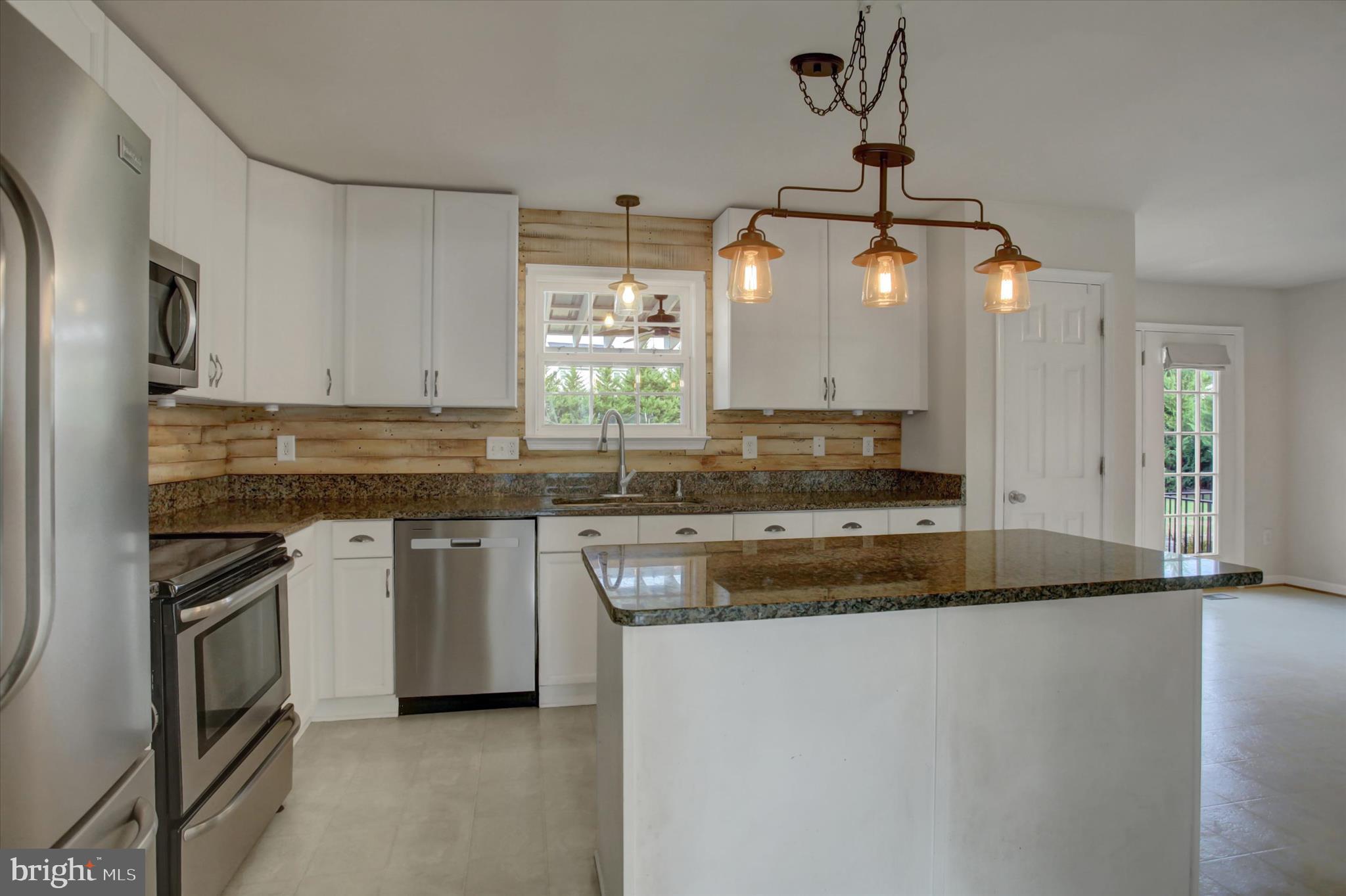 VALLEY CREEK ESTATES - Residential