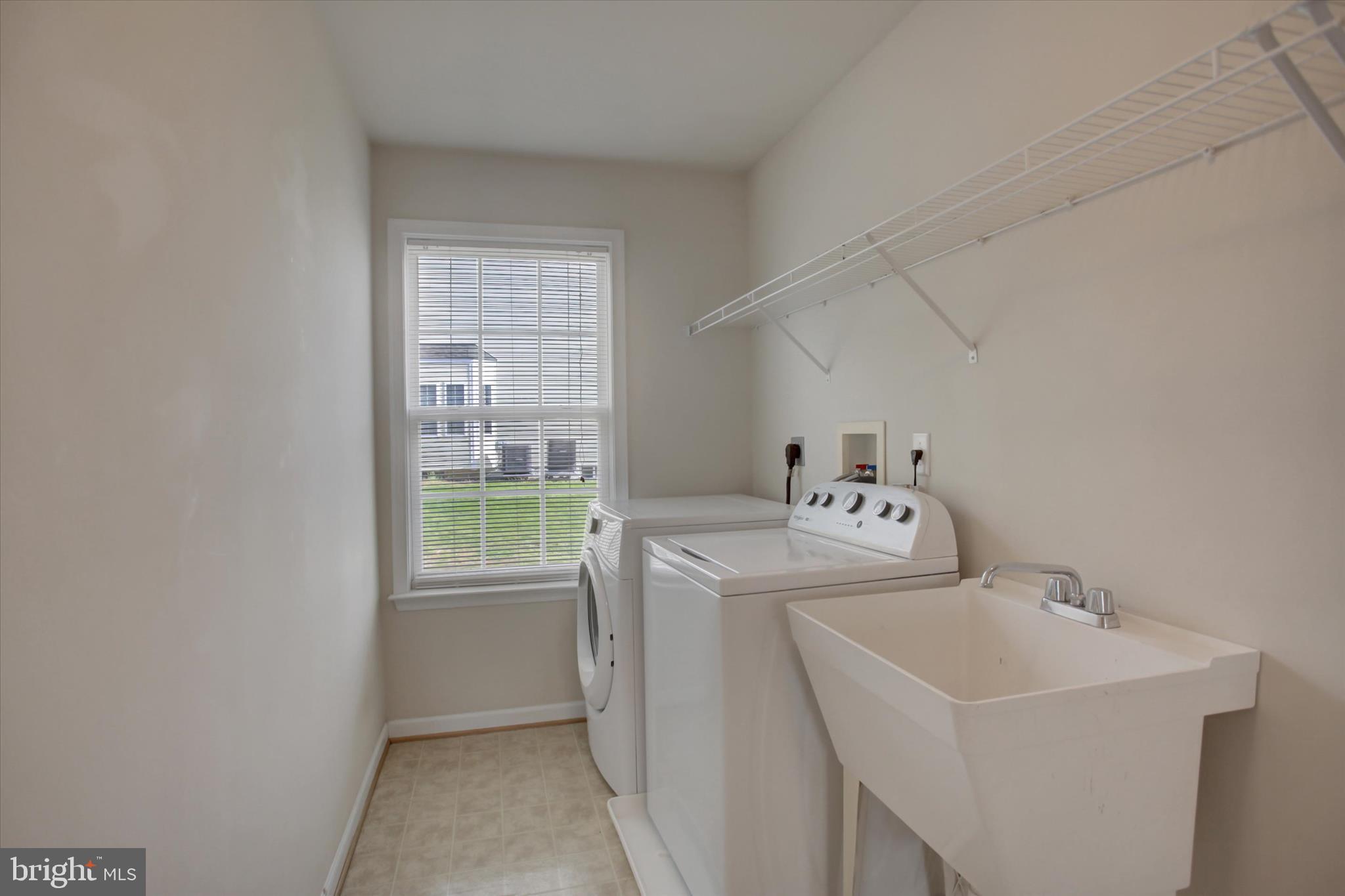 VALLEY CREEK ESTATES - Residential