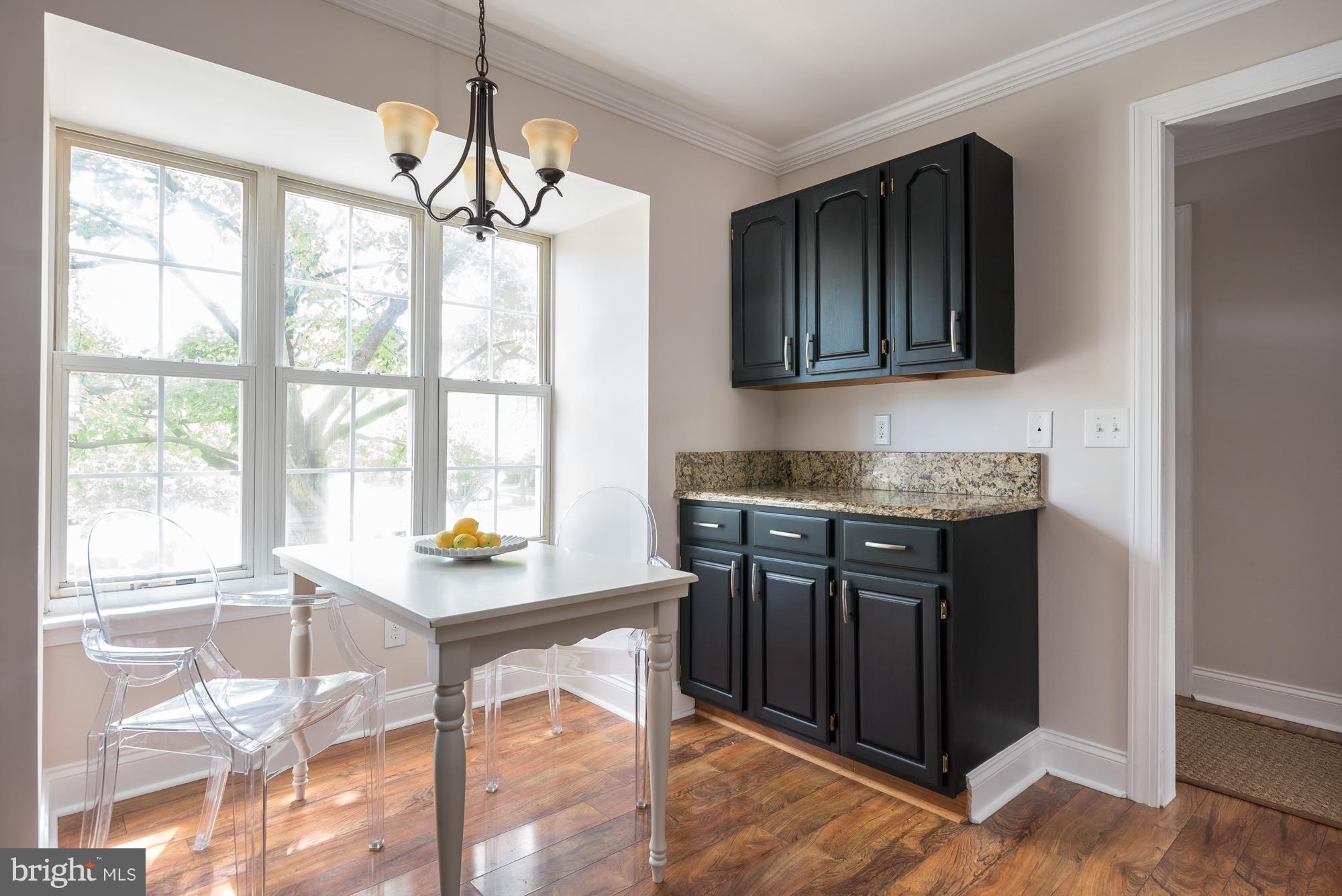 STONEHAVEN MEWS IN CROFTON VILLAGE - Residential