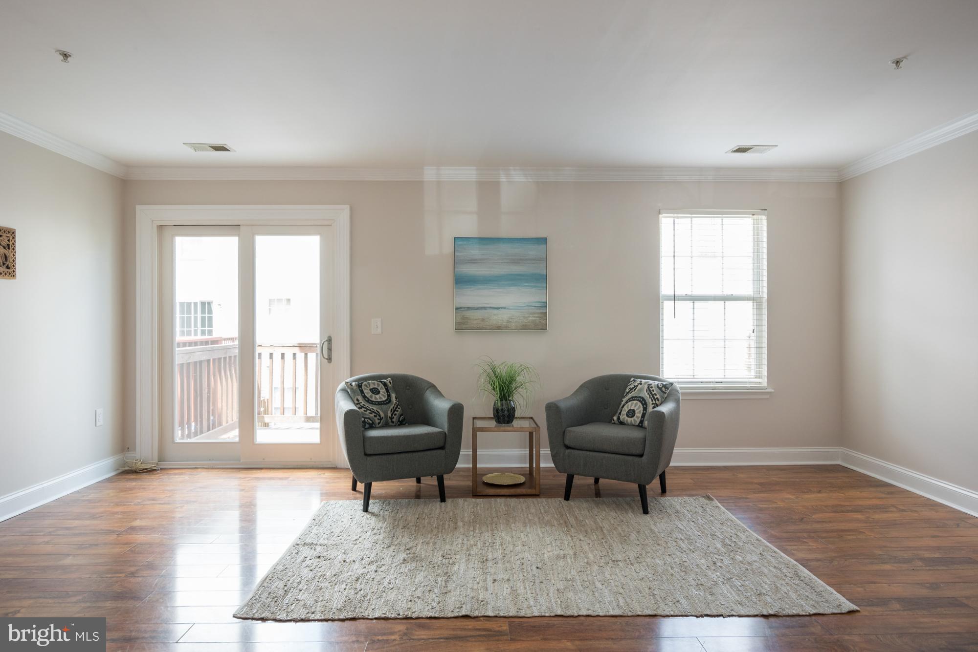 STONEHAVEN MEWS IN CROFTON VILLAGE - Residential