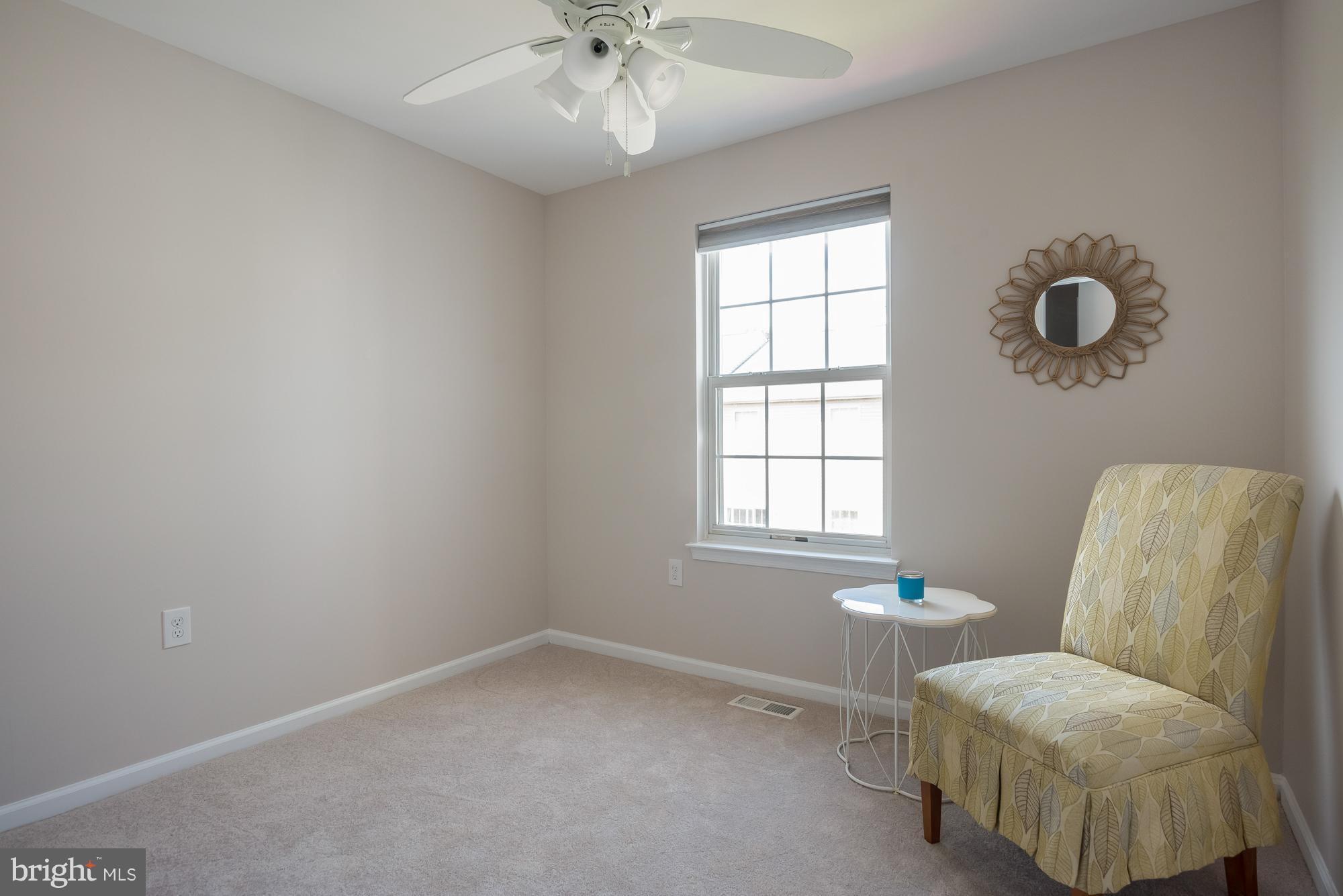 STONEHAVEN MEWS IN CROFTON VILLAGE - Residential