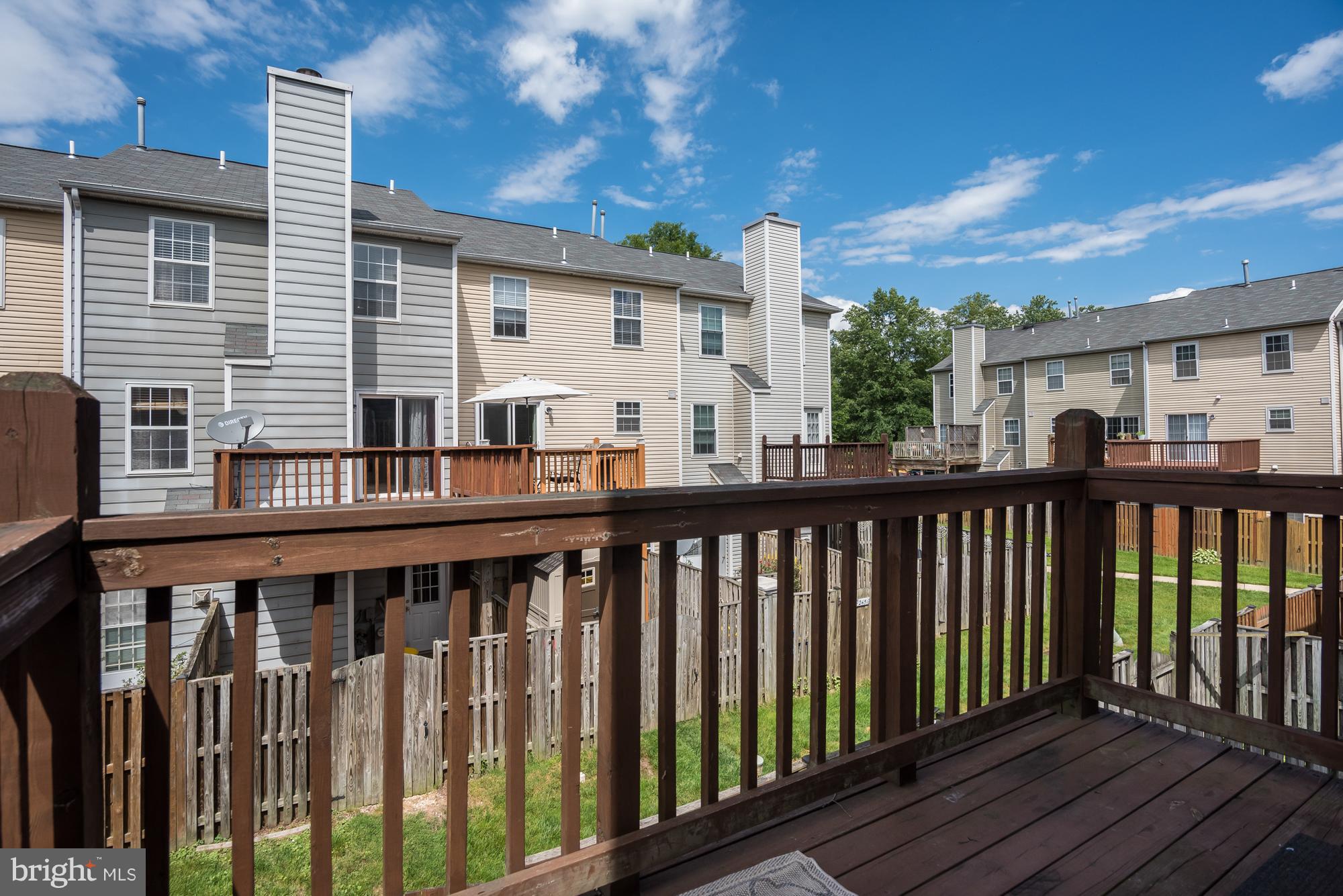 STONEHAVEN MEWS IN CROFTON VILLAGE - Residential