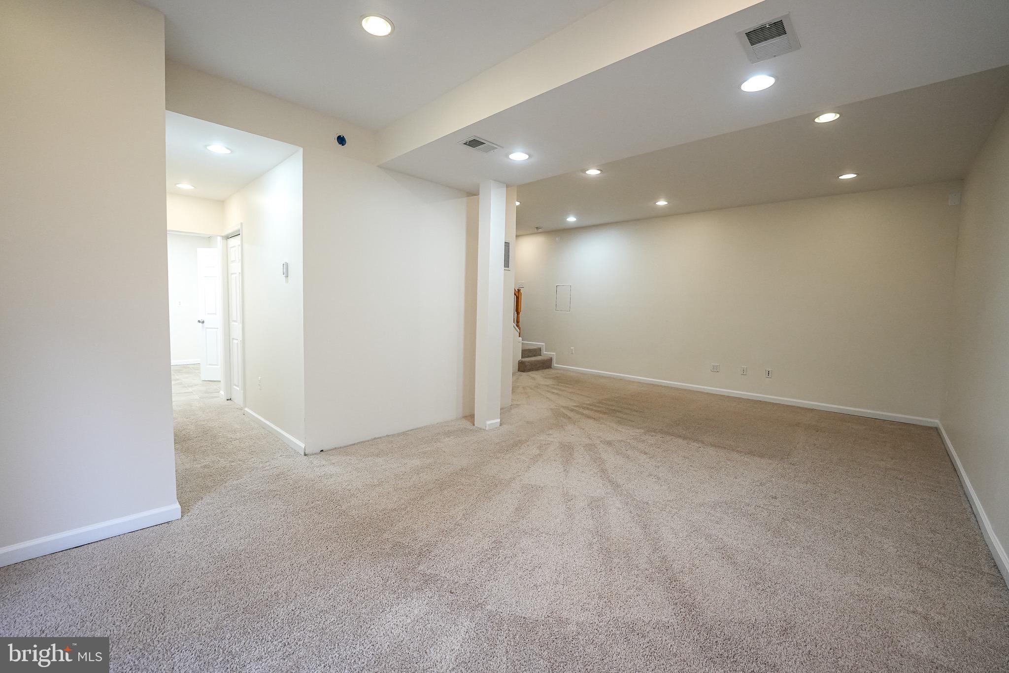 MONTCLAIR - Residential Lease