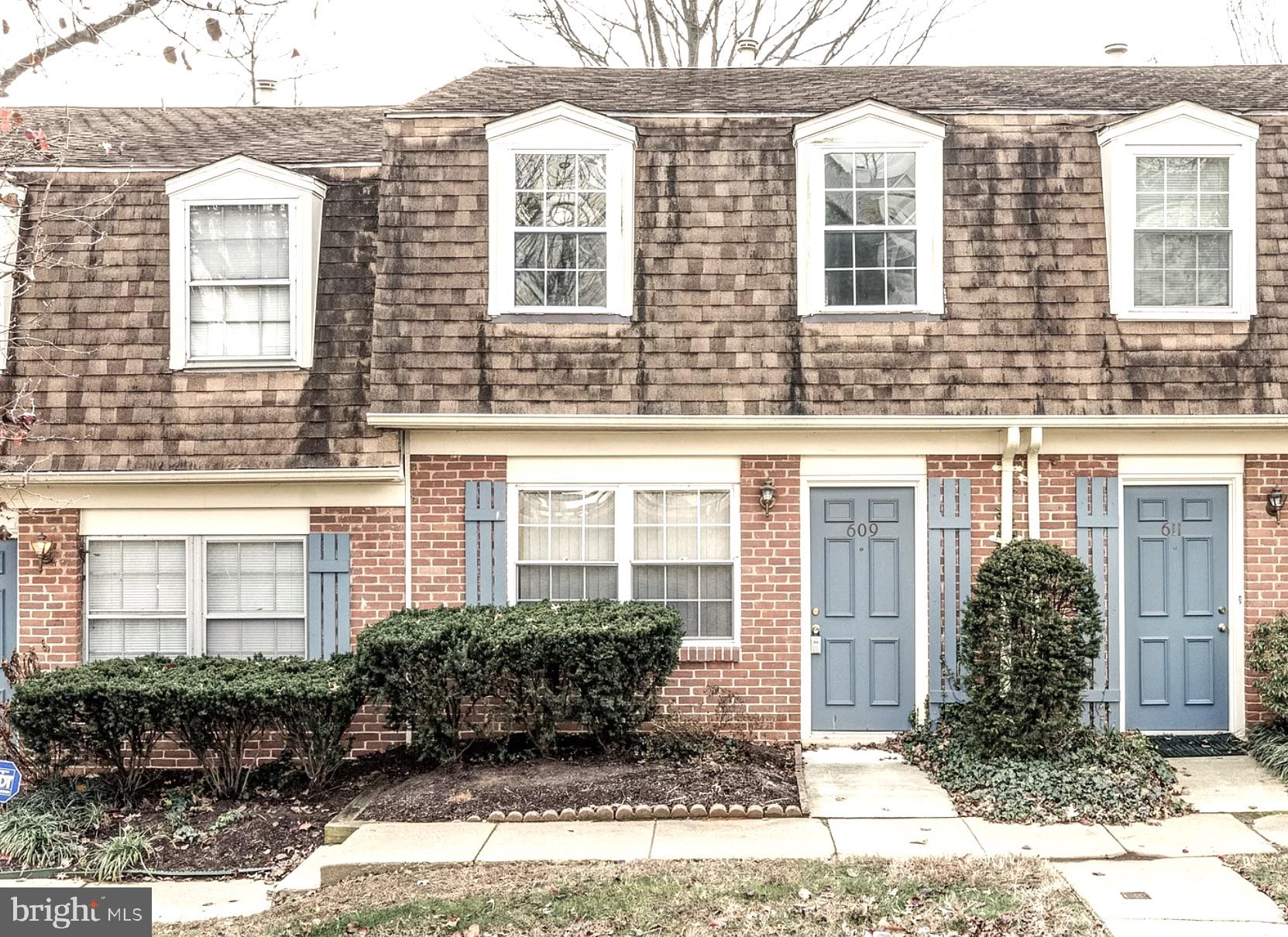 Beautiful two bedroom, one full bath condo ready for immediate occupancy! Walking distance to downtown Annapolis, Naval Academy Stadium, the library. Updated kitchen and bathroom in the last year, new carpet & paint in the last three years,. Condo fees include water & sewer. Assigned parking space & additional parking close by. Easy access to 50 & 97!