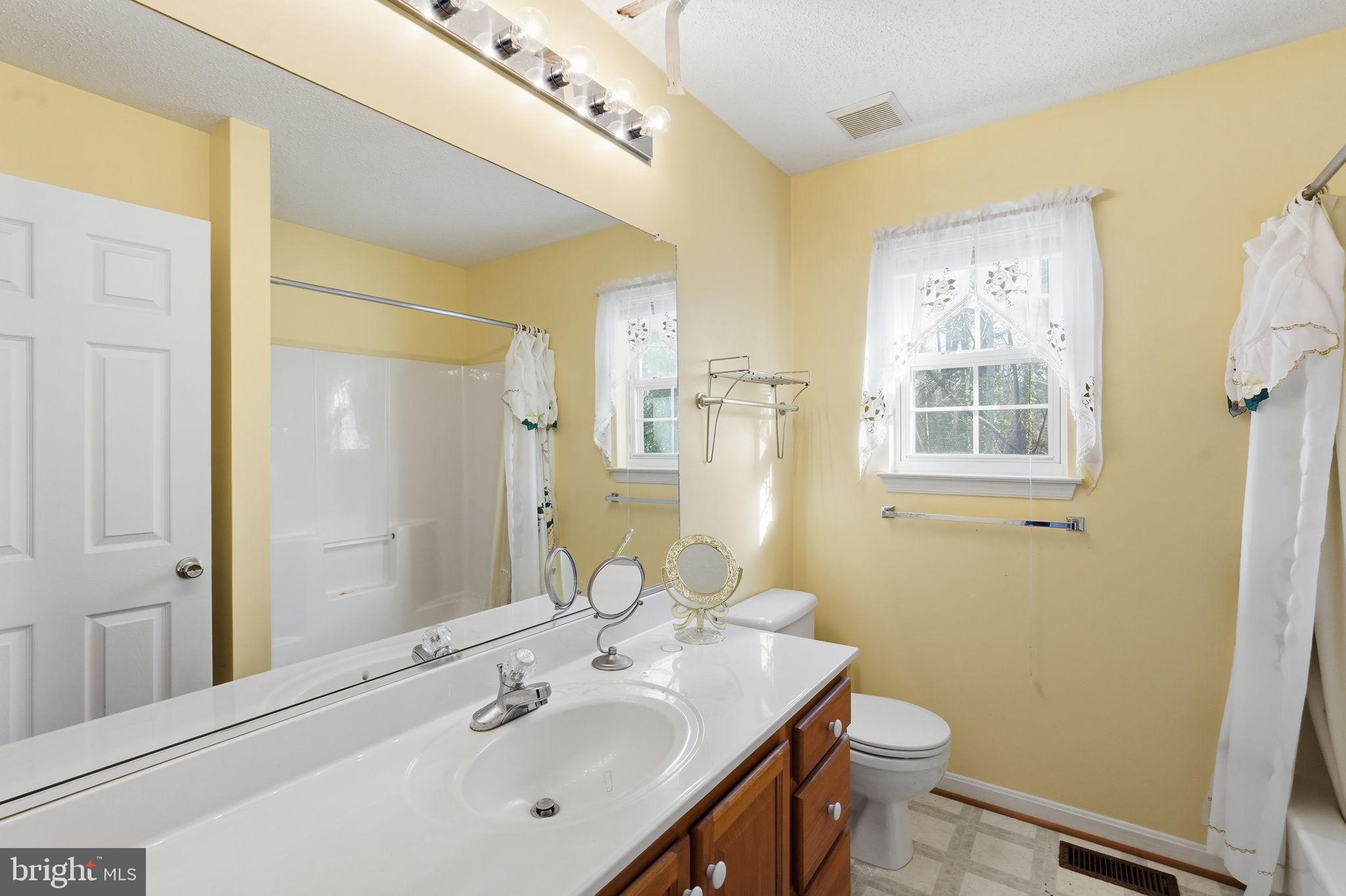 COBB ISLAND - Residential