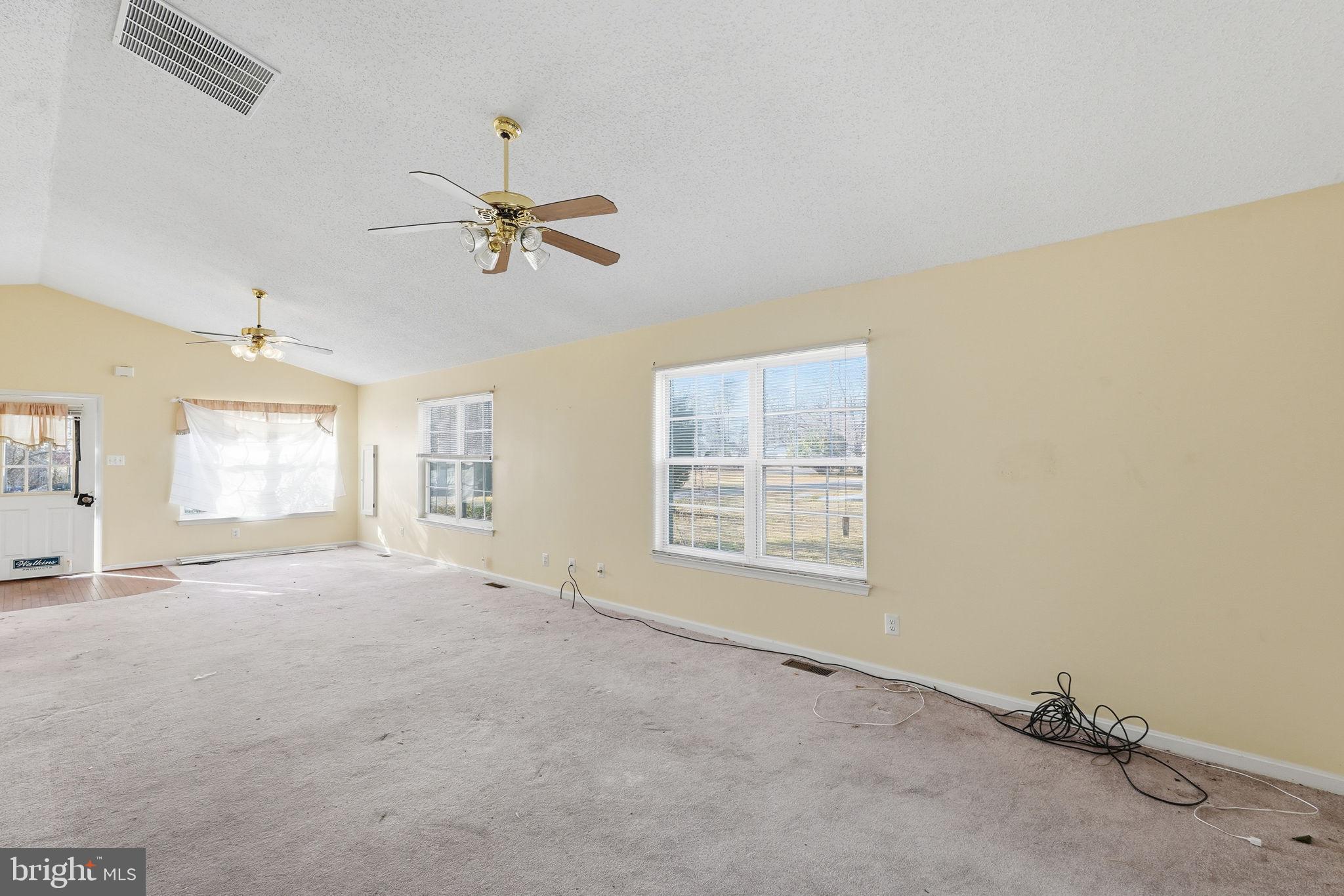 COBB ISLAND - Residential