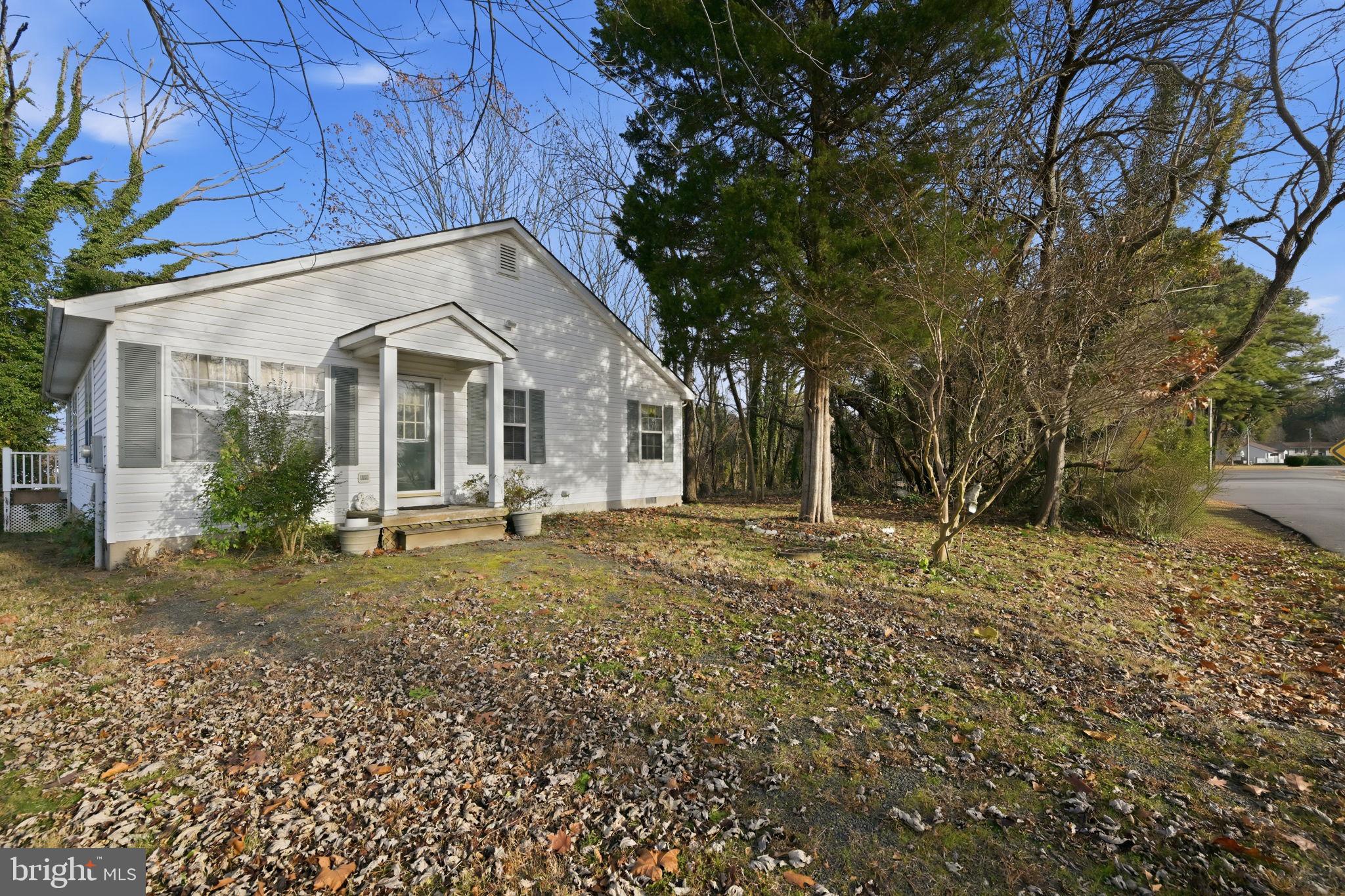 COBB ISLAND - Residential