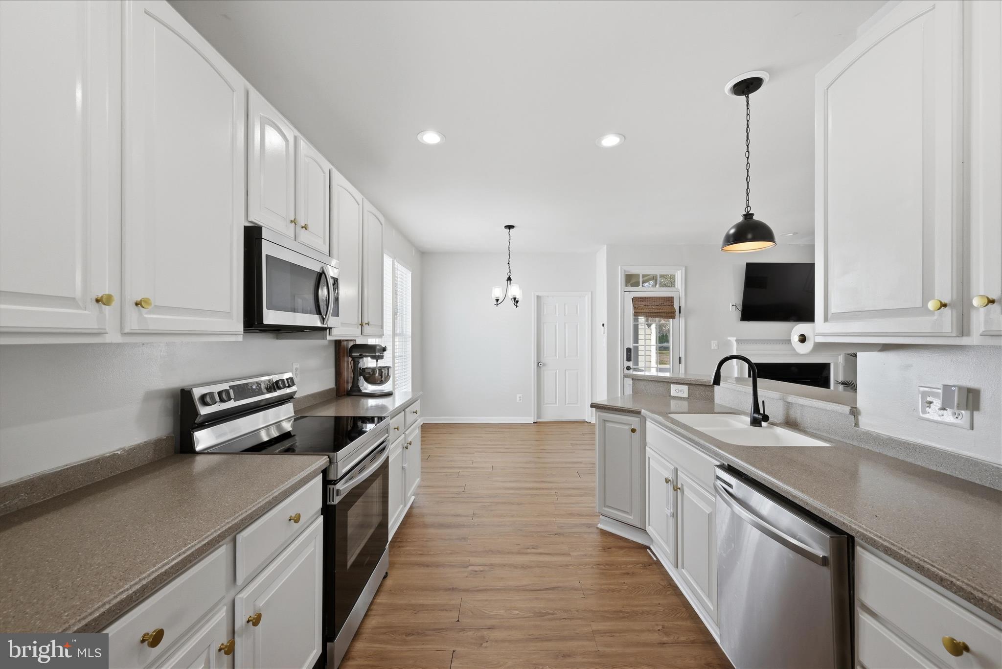 VILLAGE OF IDLEWILD - Residential