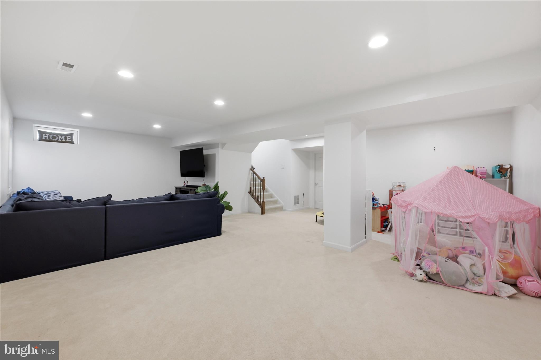 VILLAGE OF IDLEWILD - Residential