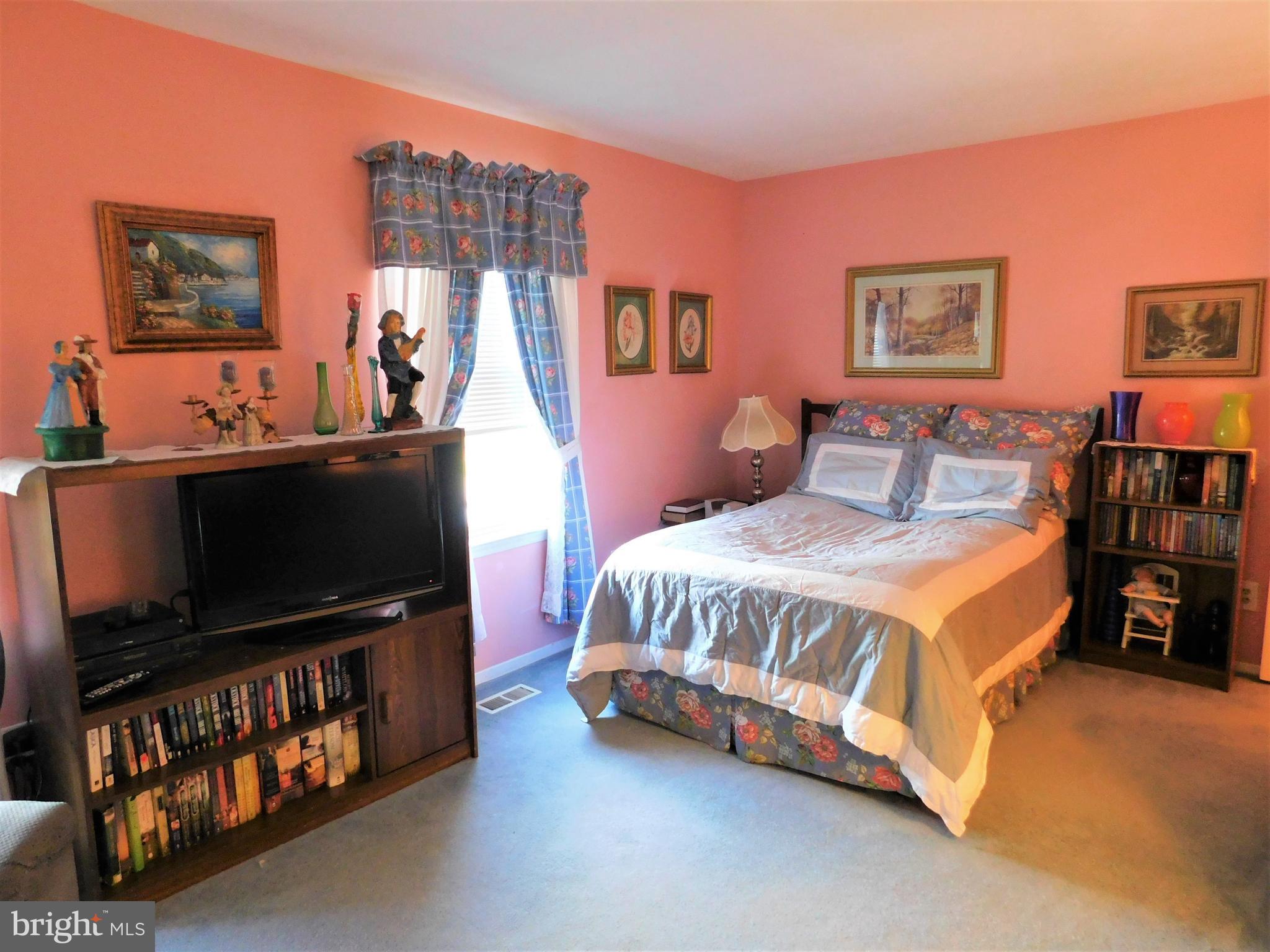 OAKHURST - Residential