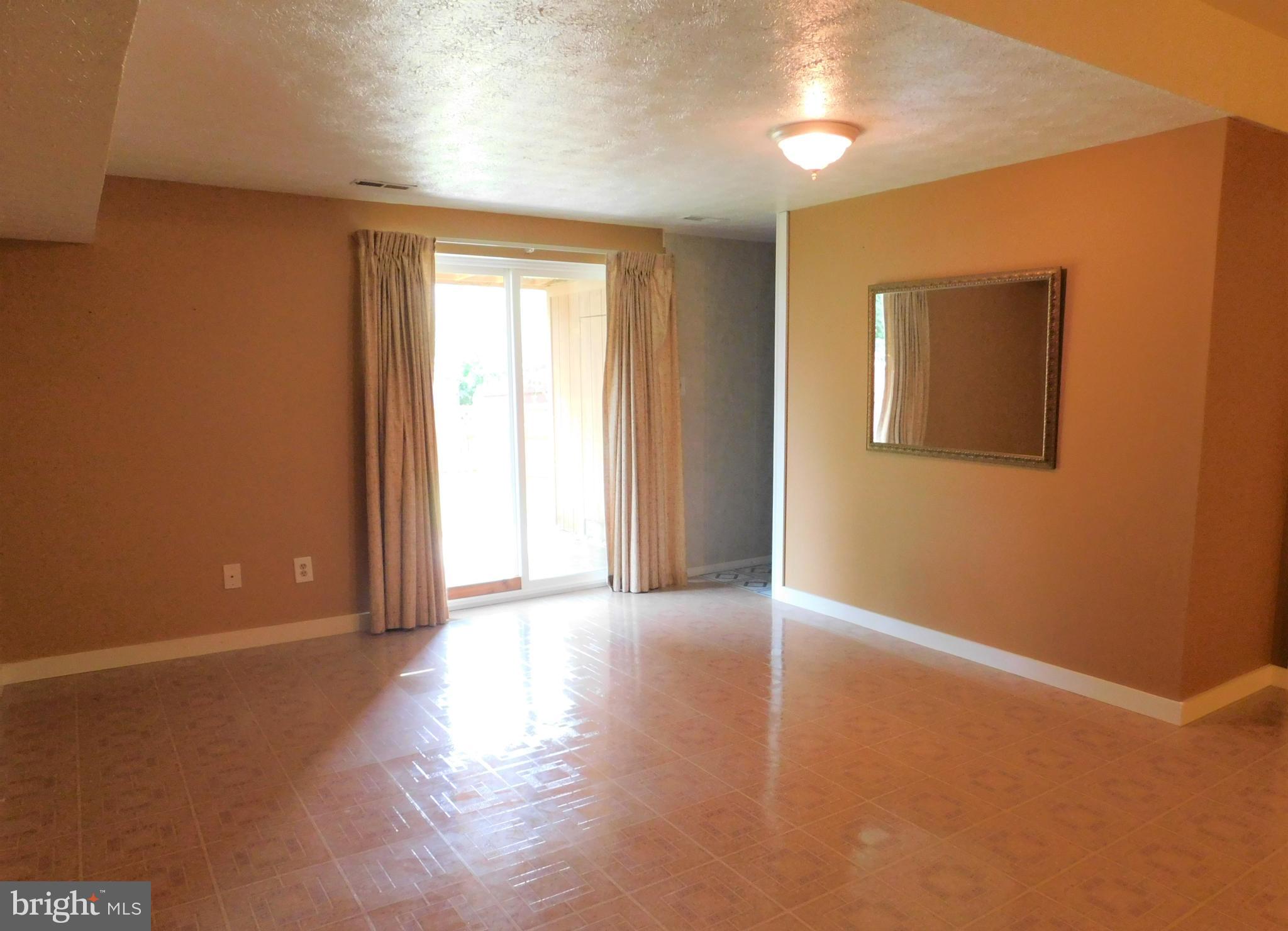 OAKHURST - Residential