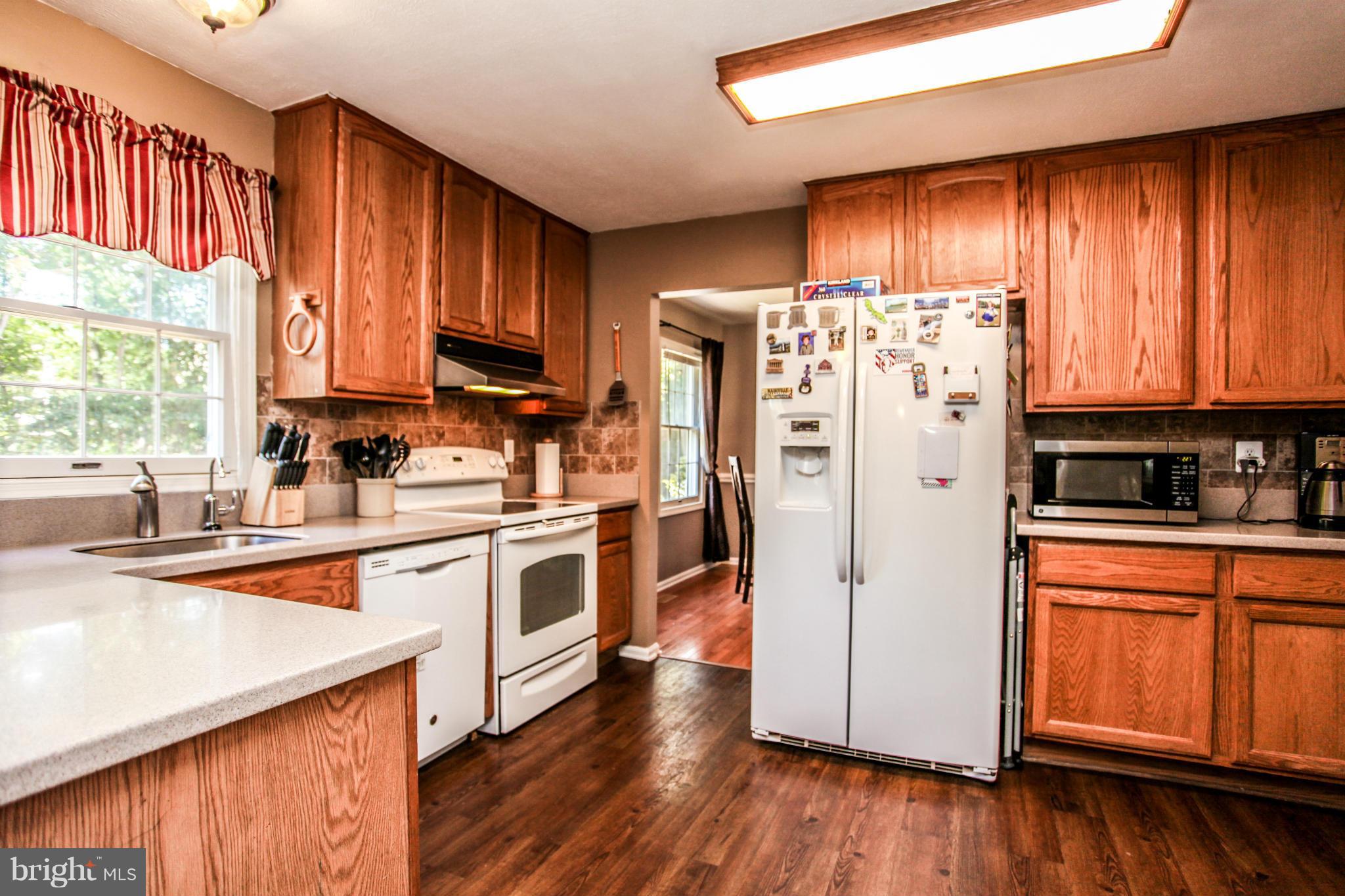 NEWPORT/RIVER MOUTH - Residential