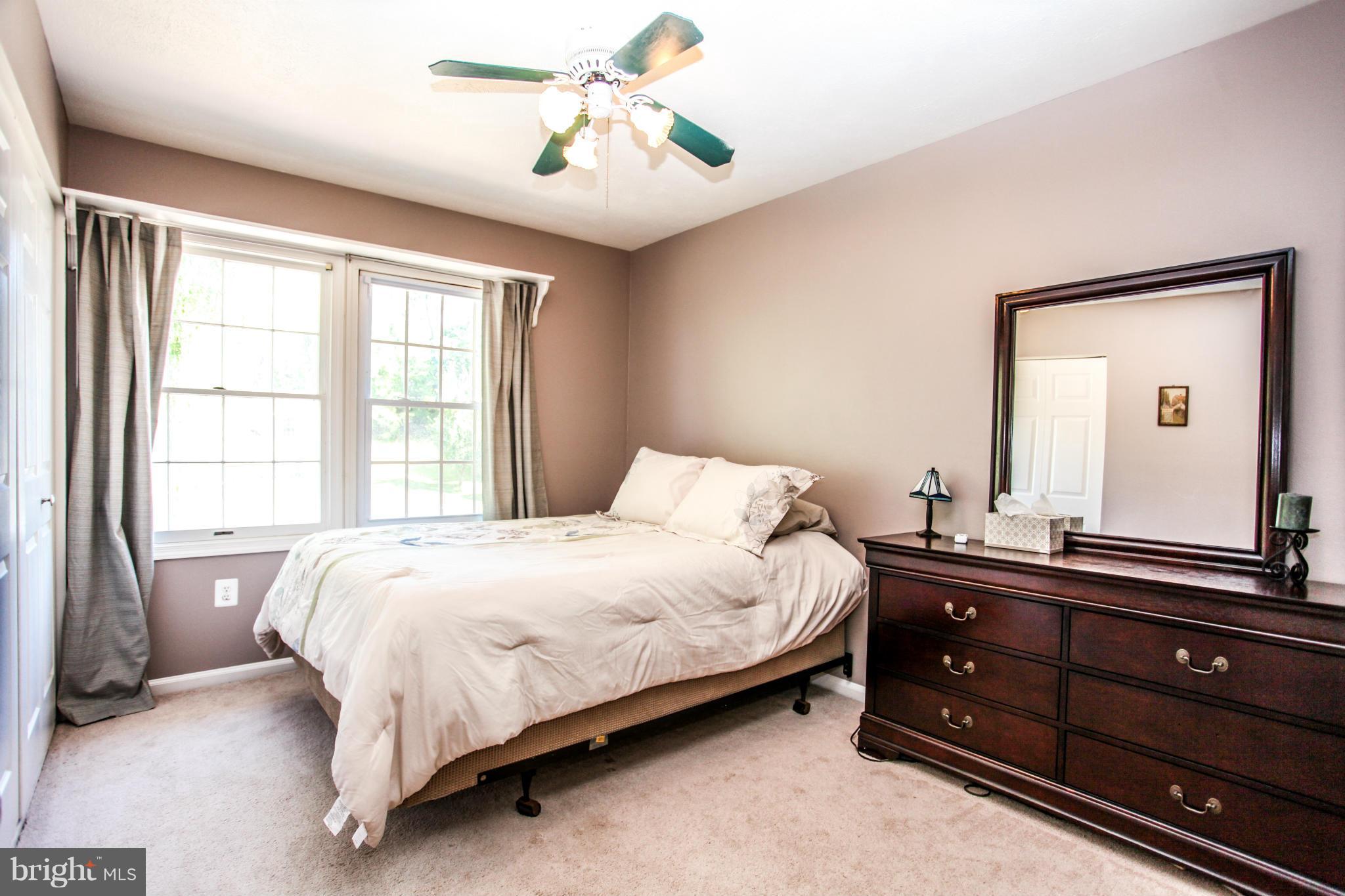 NEWPORT/RIVER MOUTH - Residential