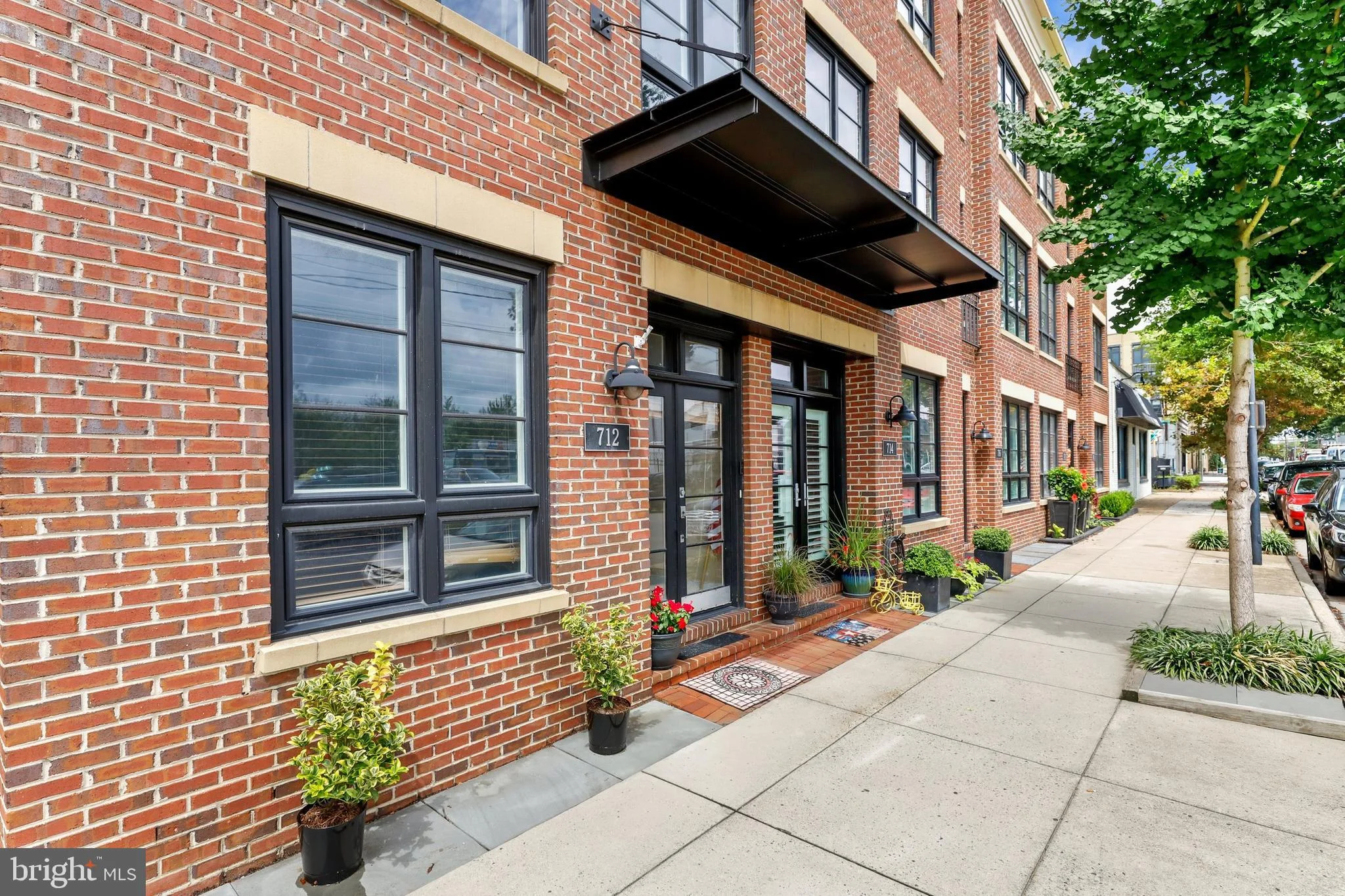 712 N Henry Street, Alexandria, VA 22314
