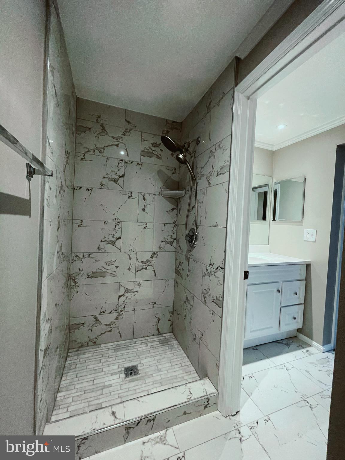 BURKE CENTRE - Residential