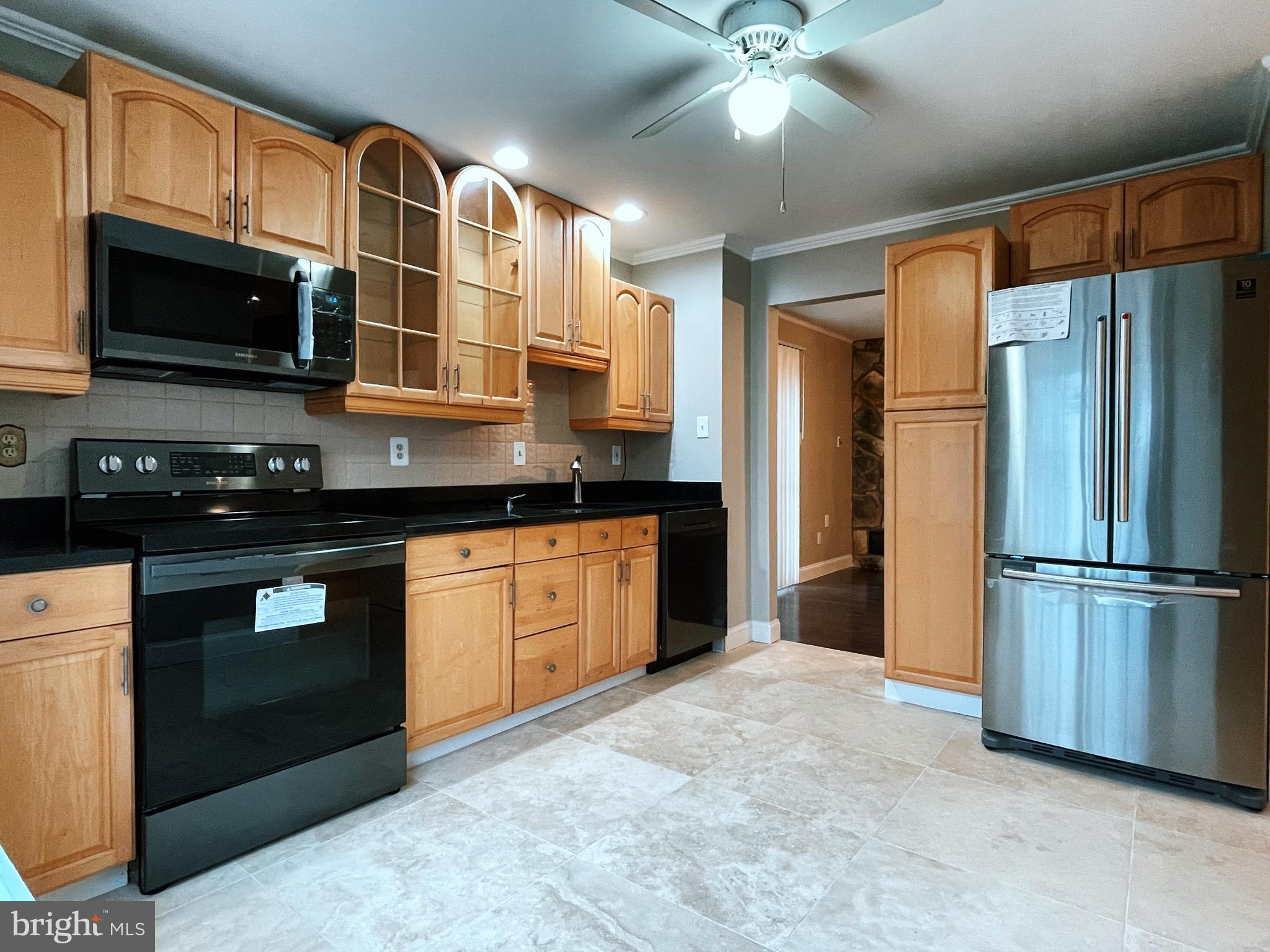 BURKE CENTRE - Residential