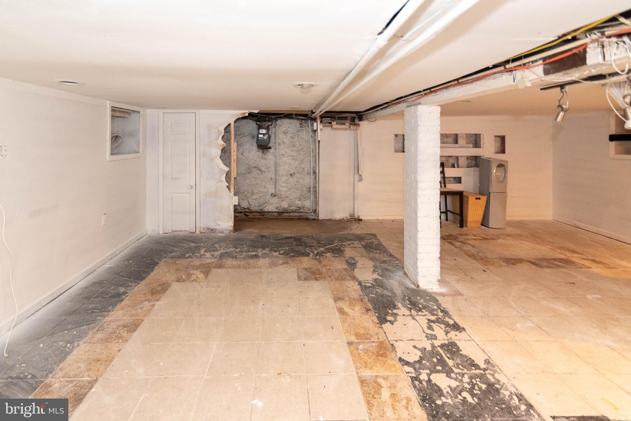 GWYNN OAK - Residential