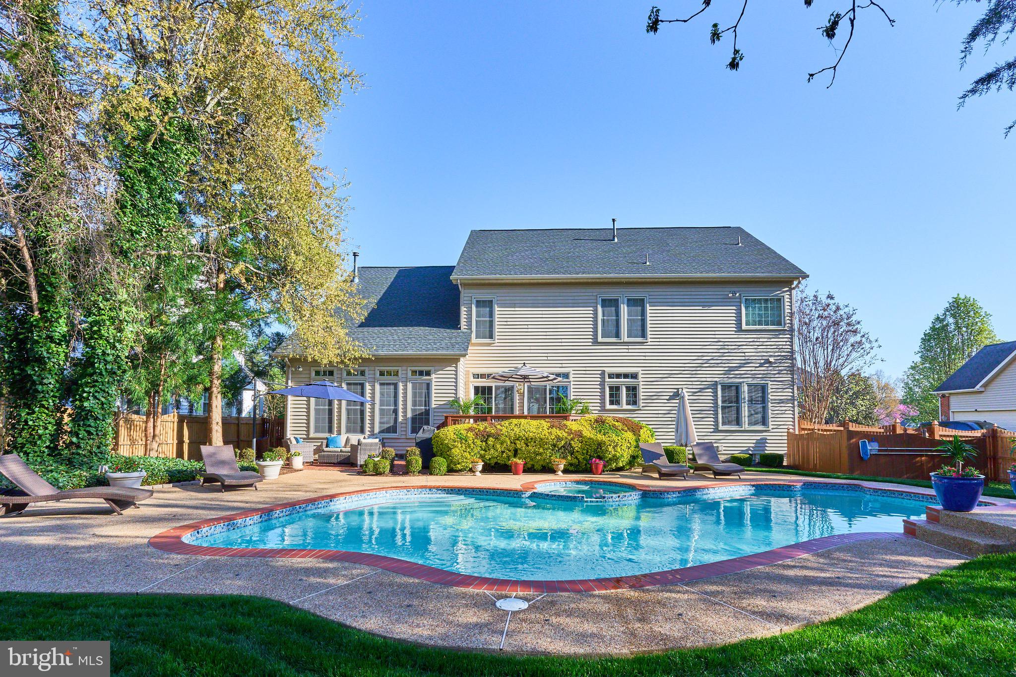 TIMBERBROOKE - Residential