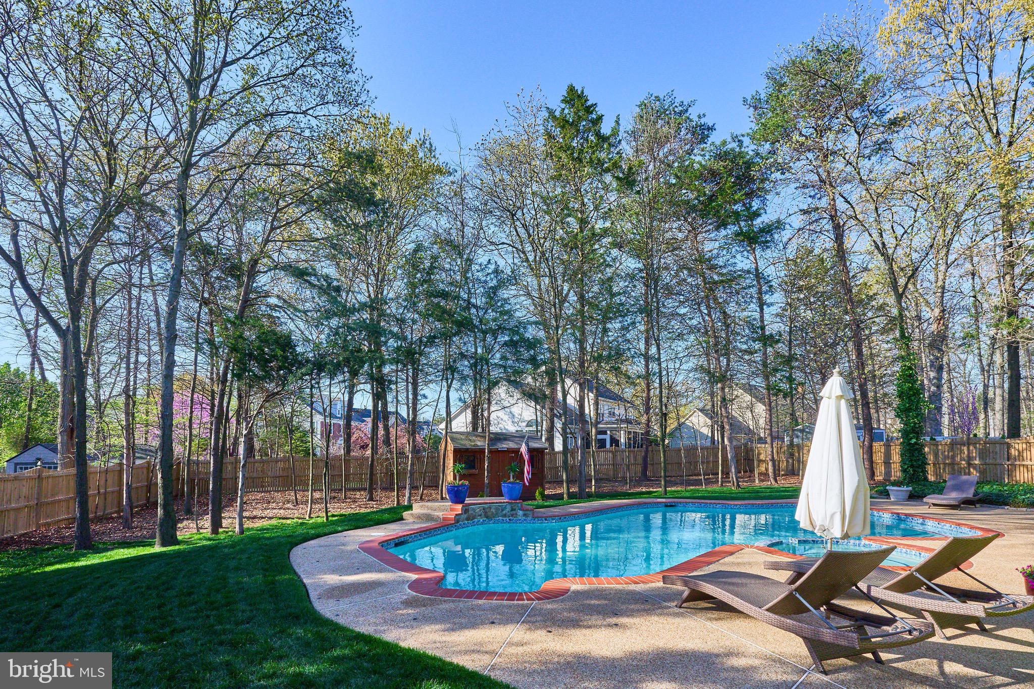 TIMBERBROOKE - Residential