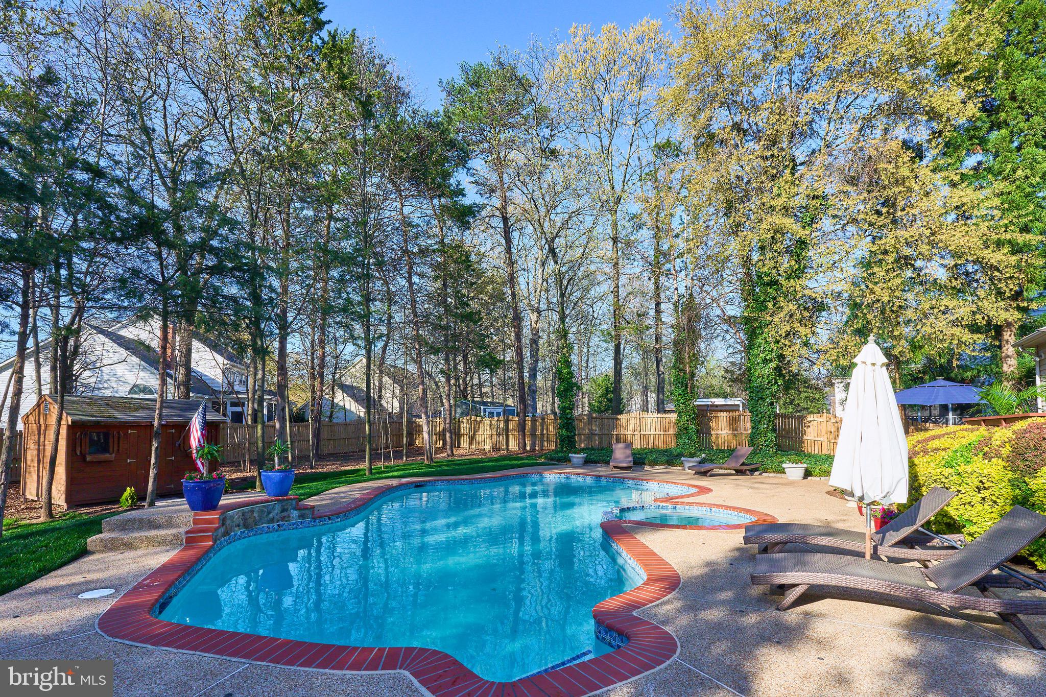 TIMBERBROOKE - Residential