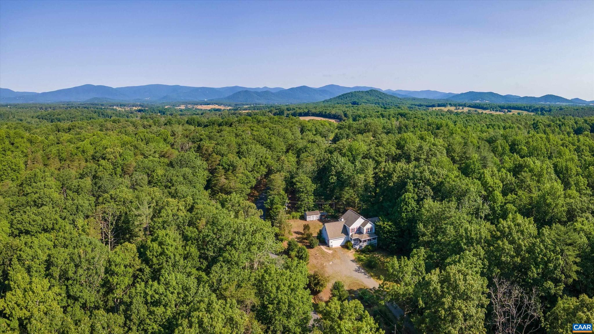 THE OAKS - Residential