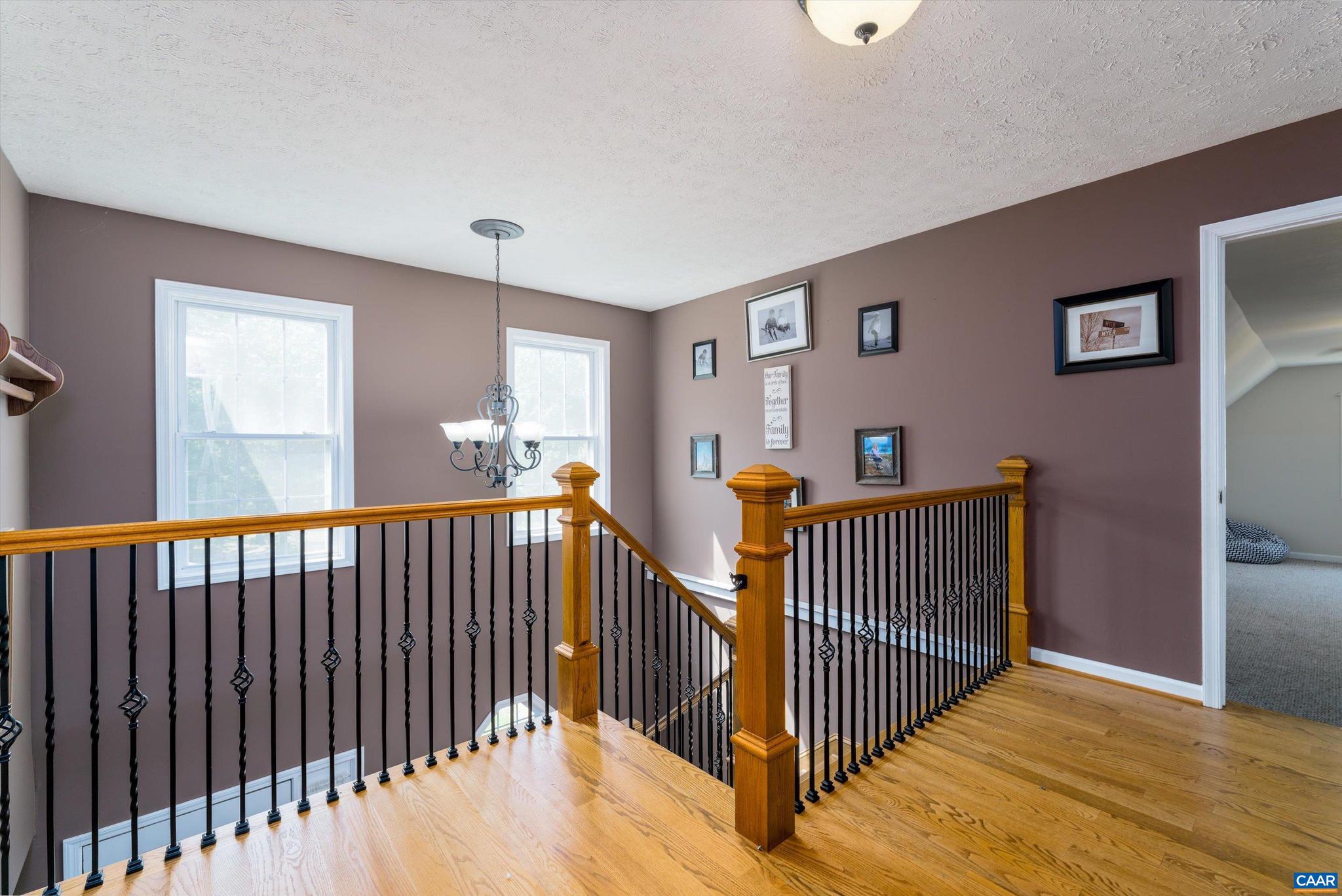 THE OAKS - Residential