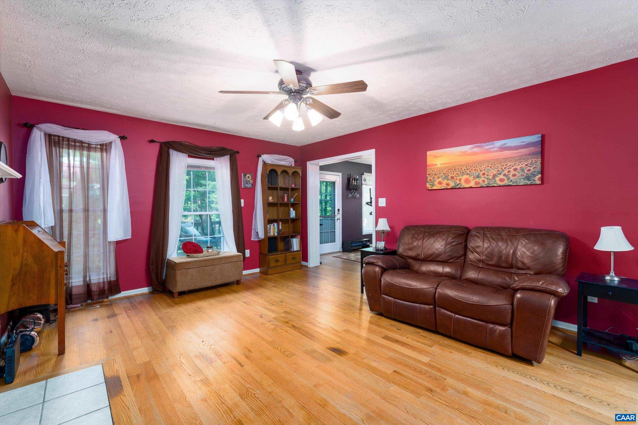 THE OAKS - Residential