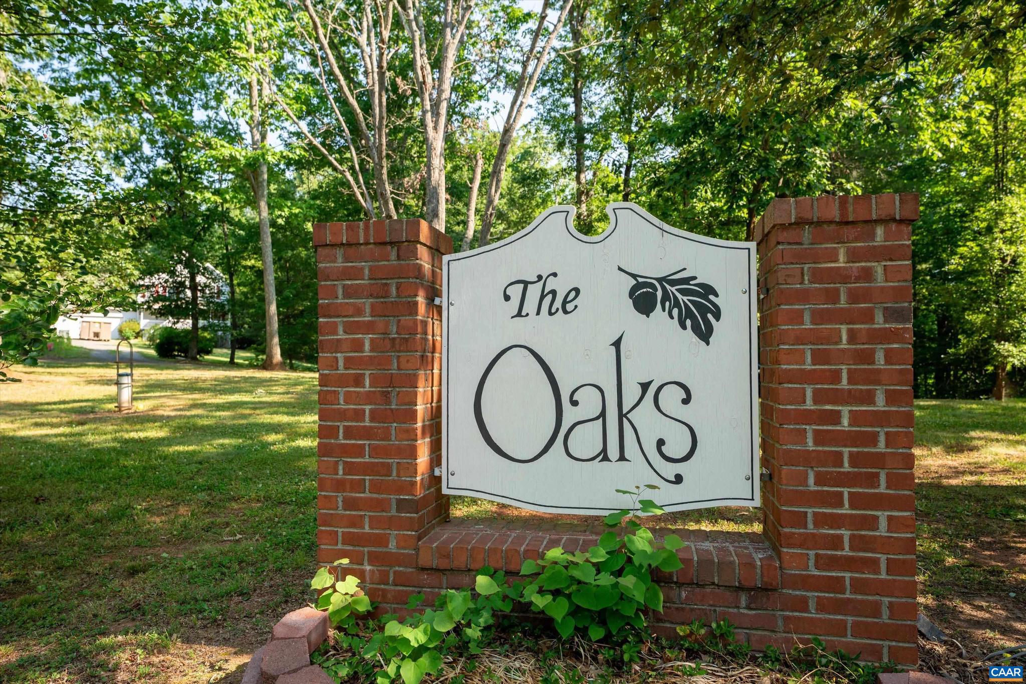 THE OAKS - Residential