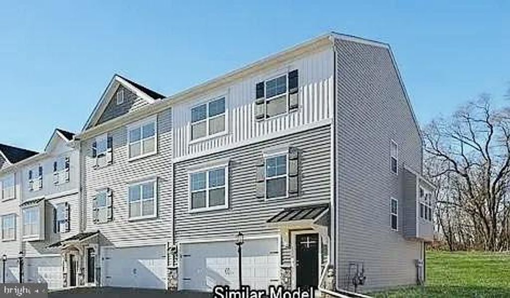 Photo of 122 Copperleaf Drive, MECHANICSBURG, PA 17050 (MLS # PACB2049934)