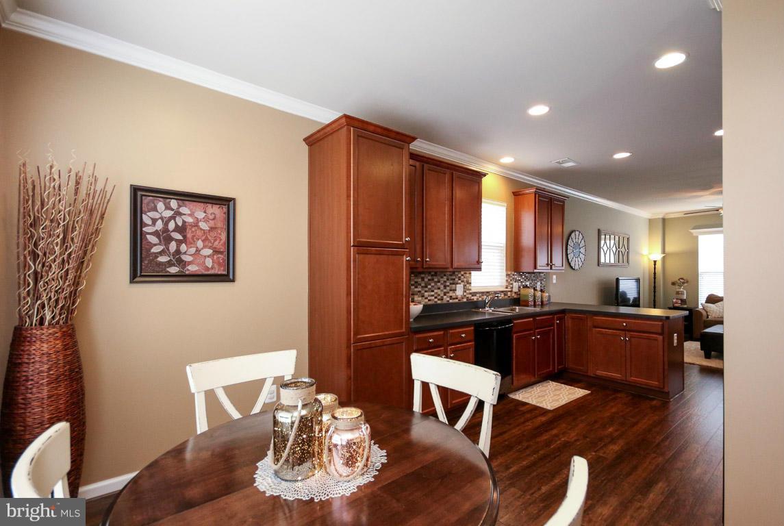 MEADOWS AT MORRIS FARM - Residential