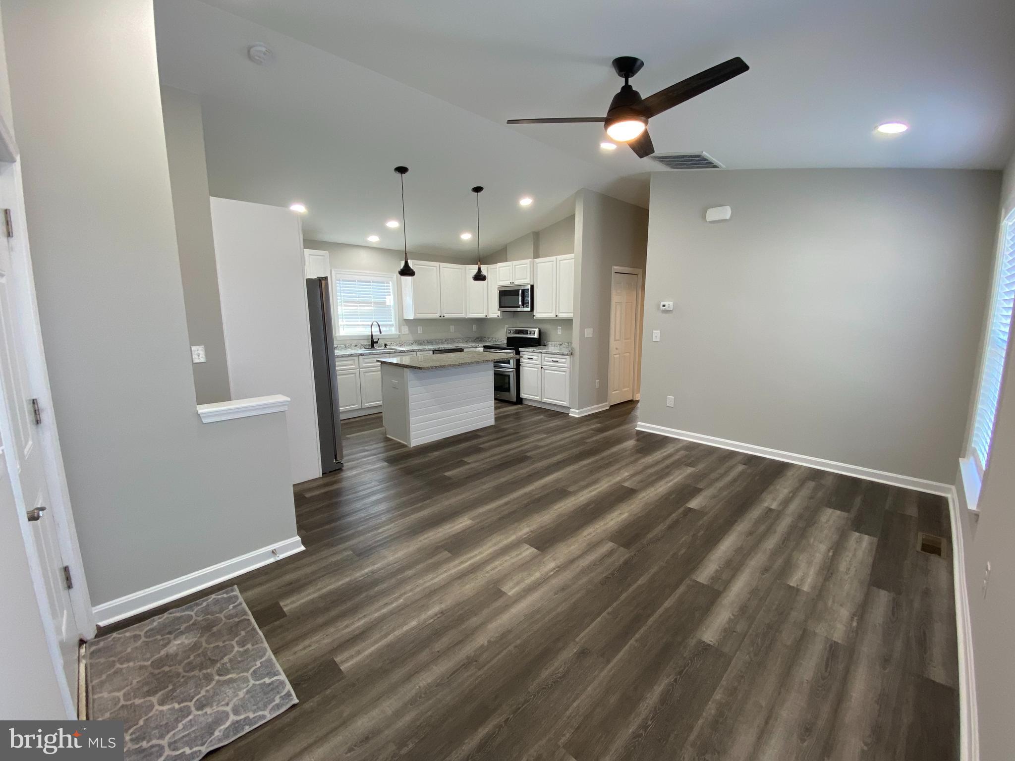 LOVE CREEK PARK - Residential