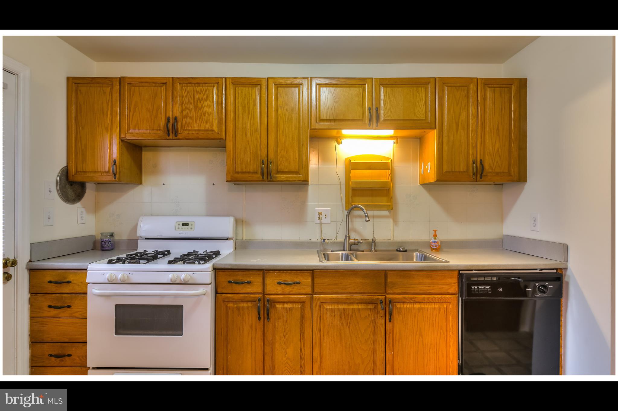 BELMONT - Residential Lease