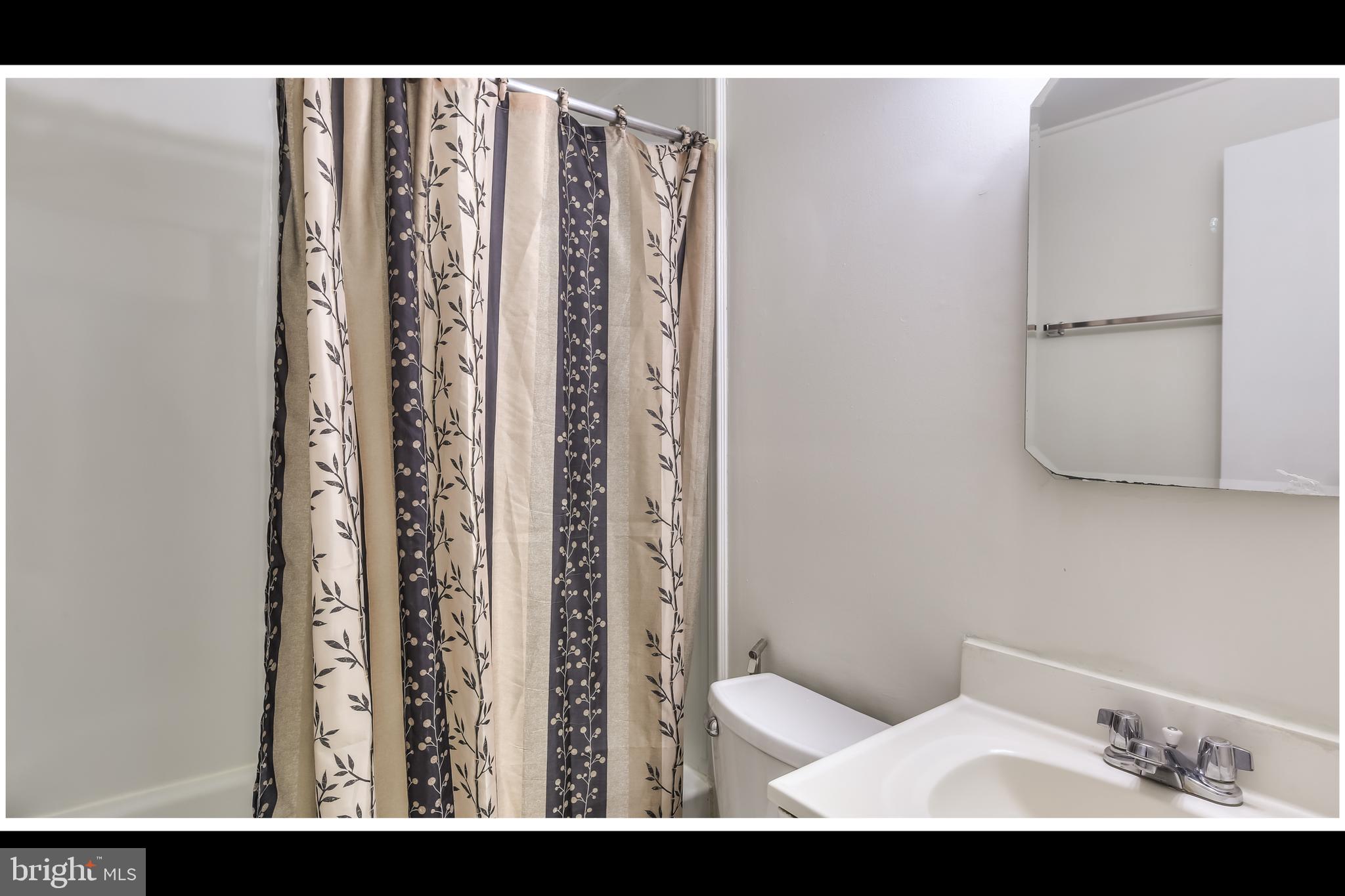 BELMONT - Residential Lease
