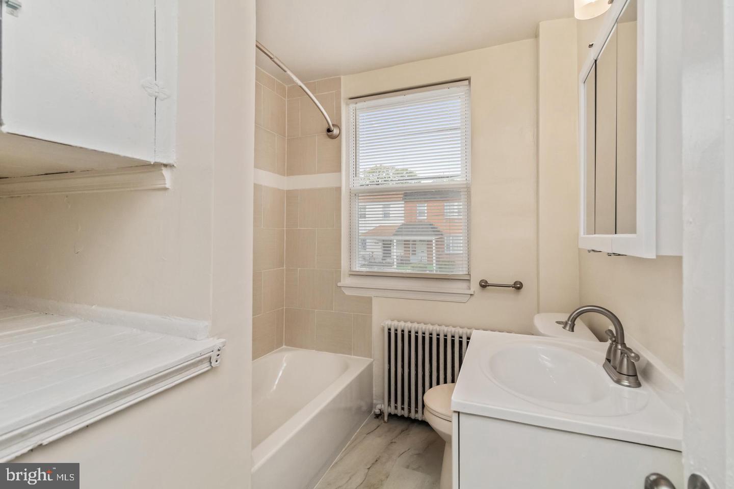 EDGECOMB - Residential Lease