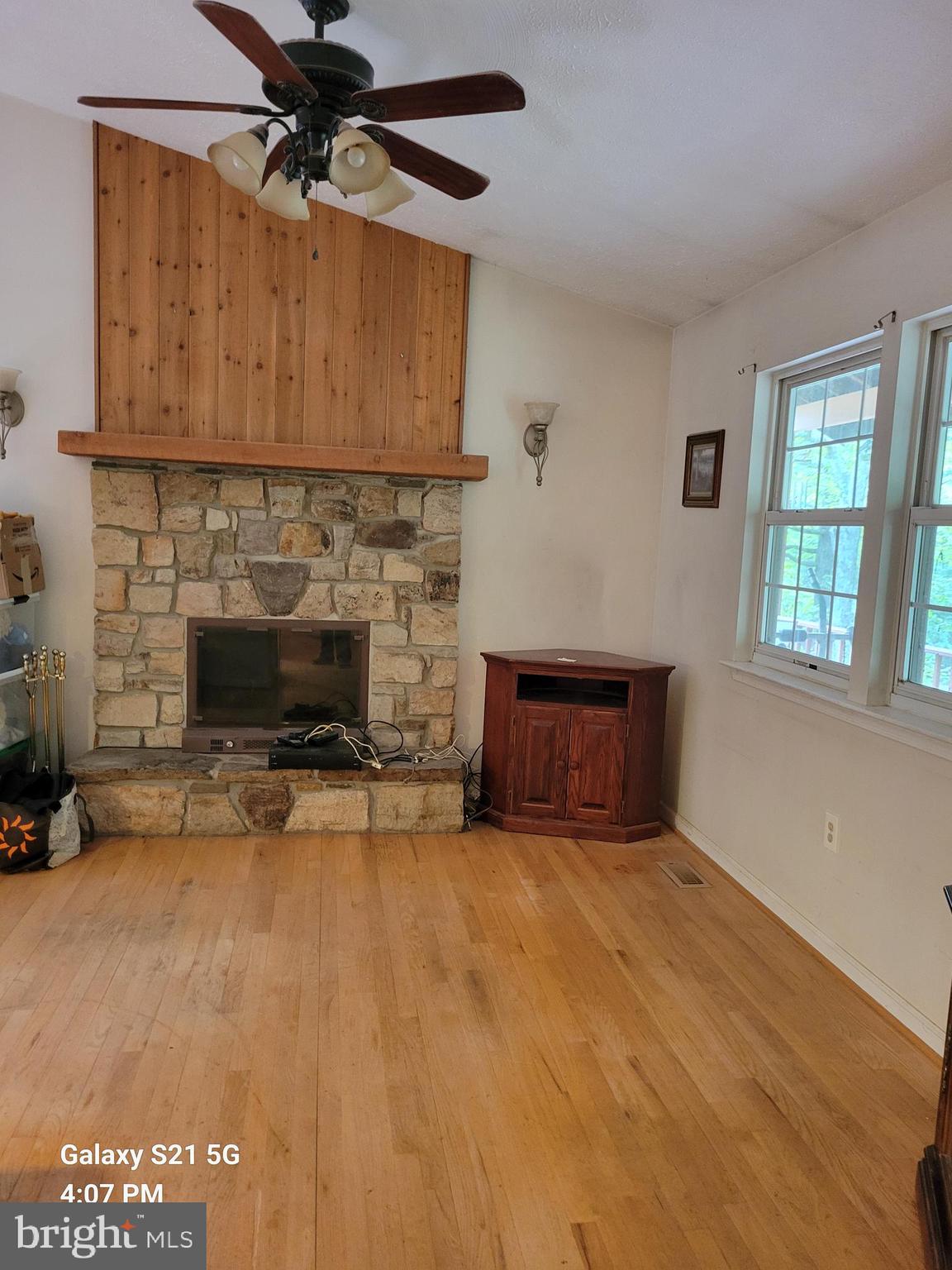 HIGH VIEW - Residential