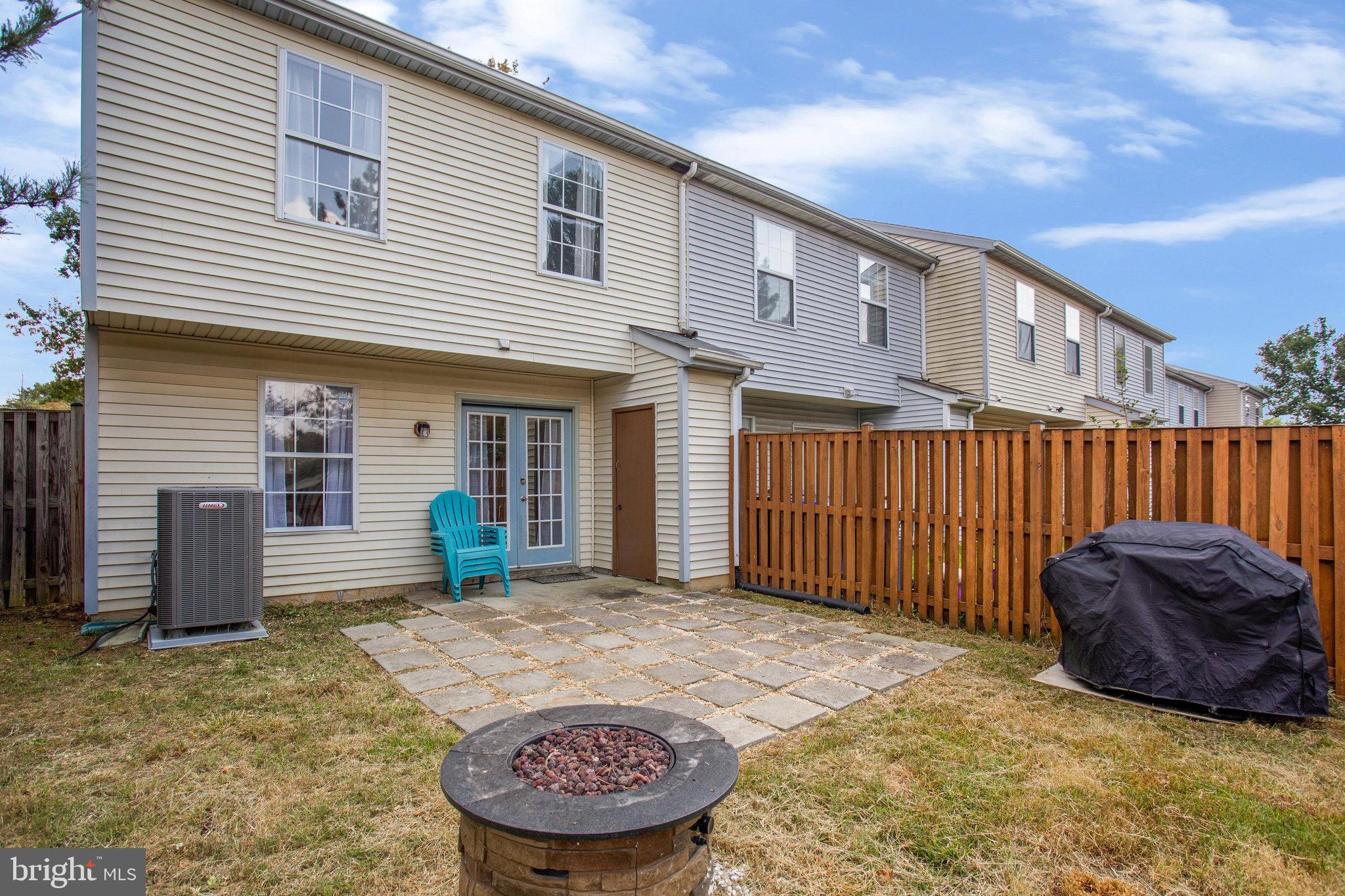 TANGLEWOOD TOWNHOMES - Residential