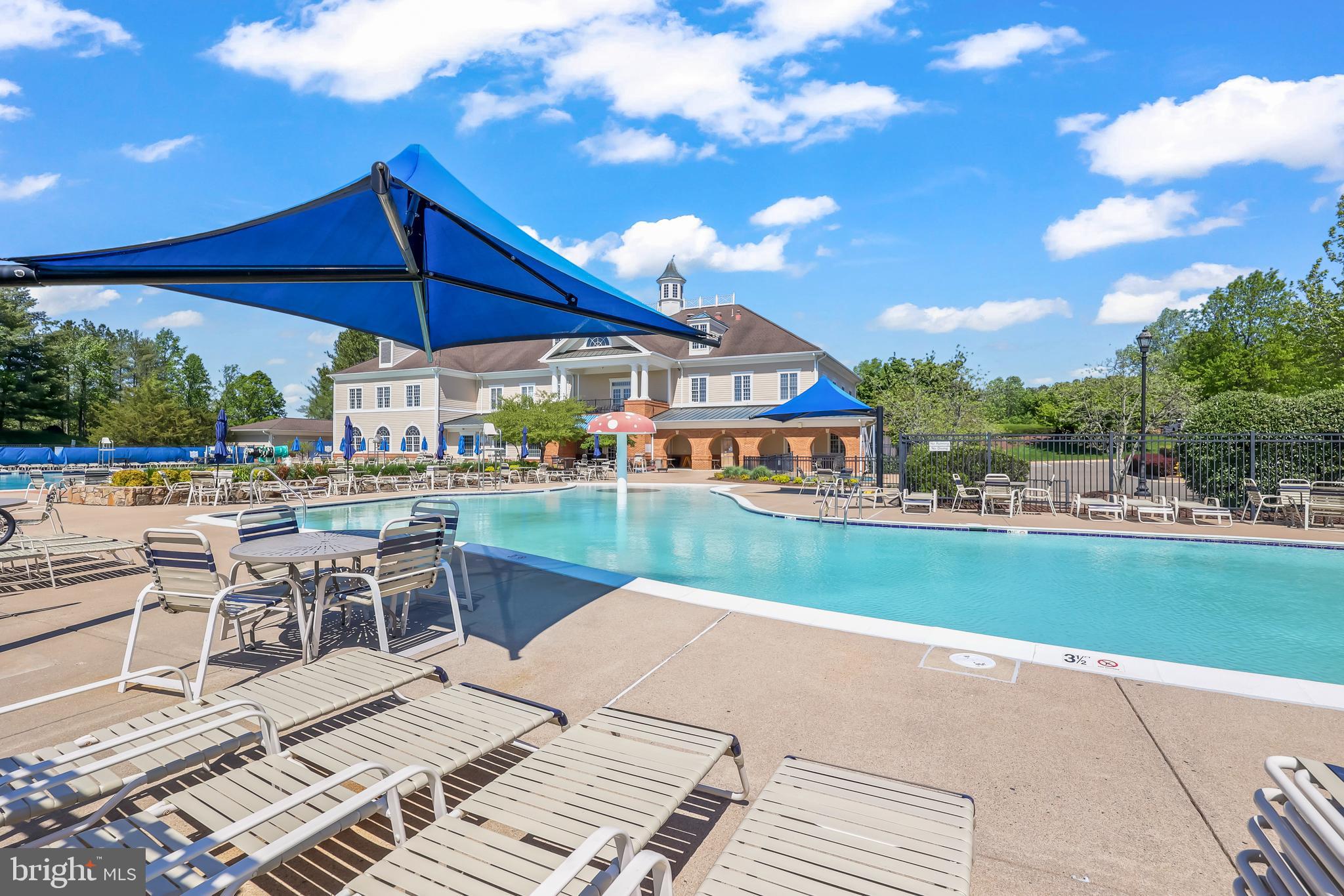 DOMINION VALLEY COUNTRY CLUB - Residential