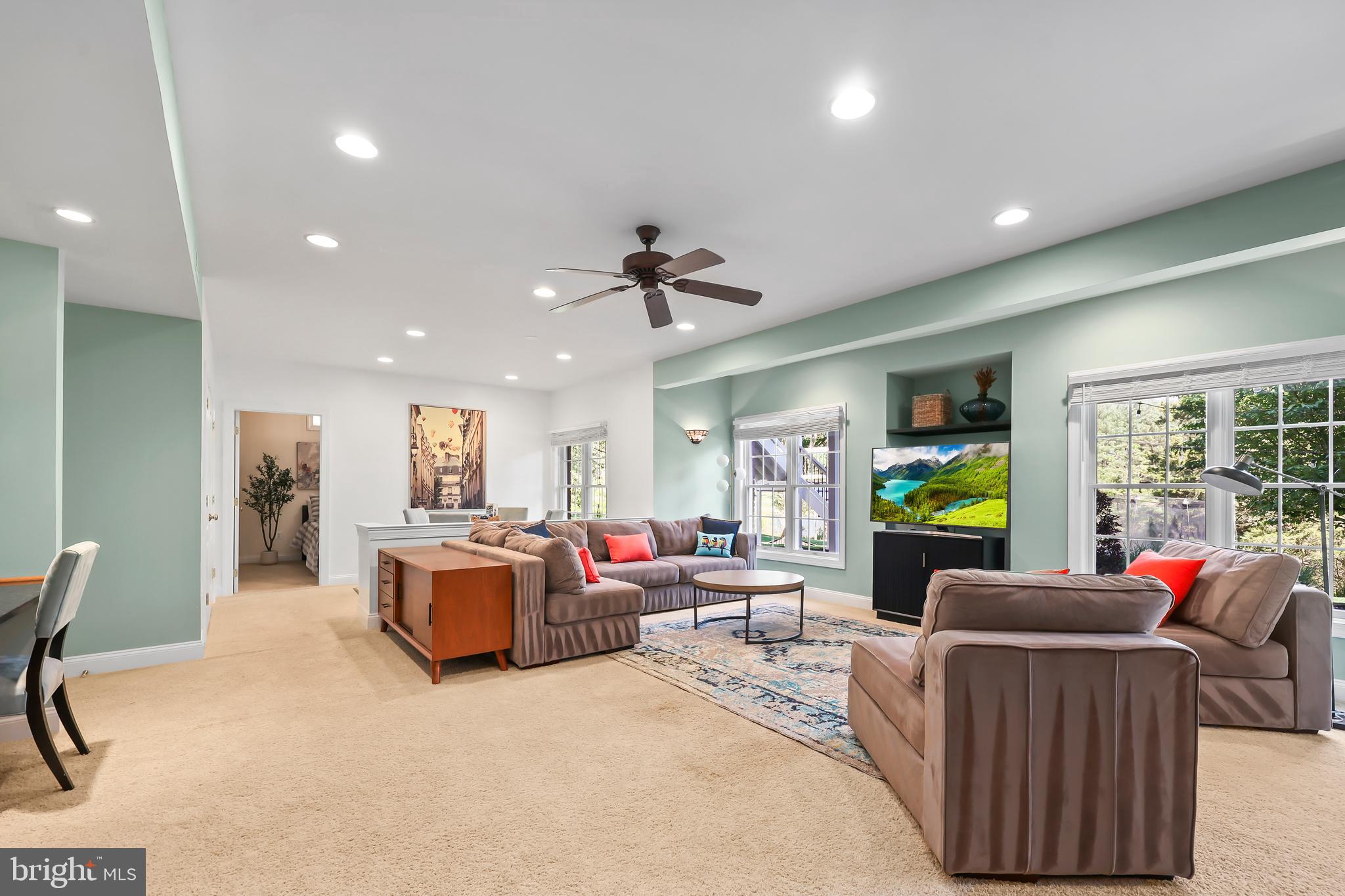 DOMINION VALLEY COUNTRY CLUB - Residential