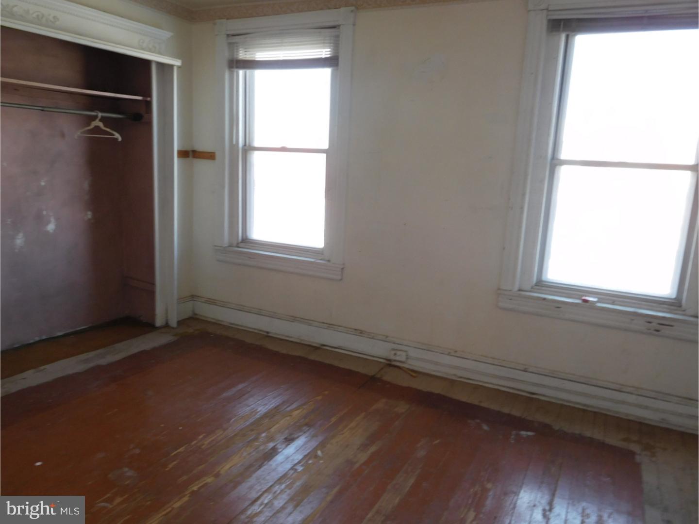 PHILADELPHIA (WEST) - Residential