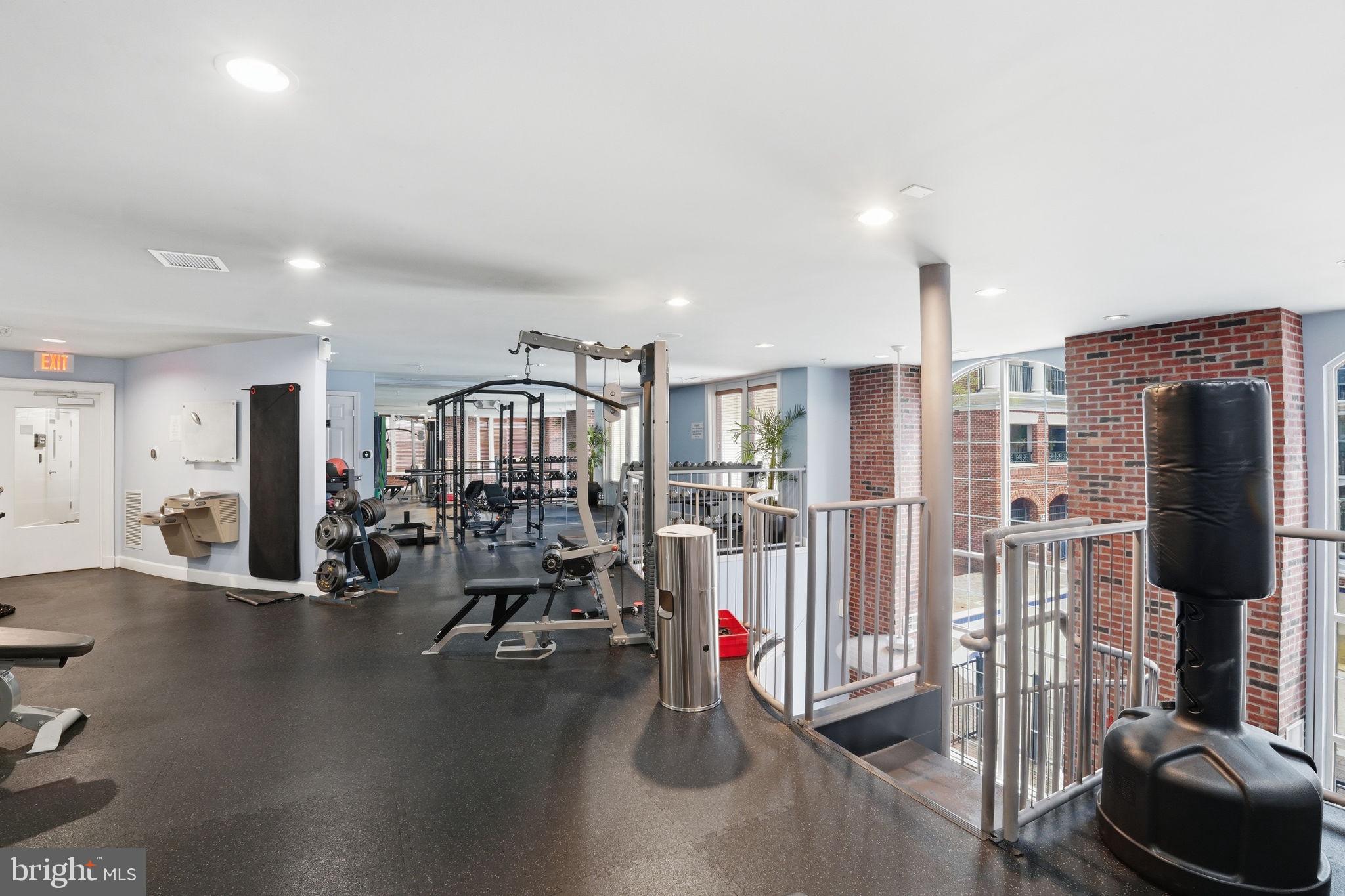 THE KENTLANDS - Residential